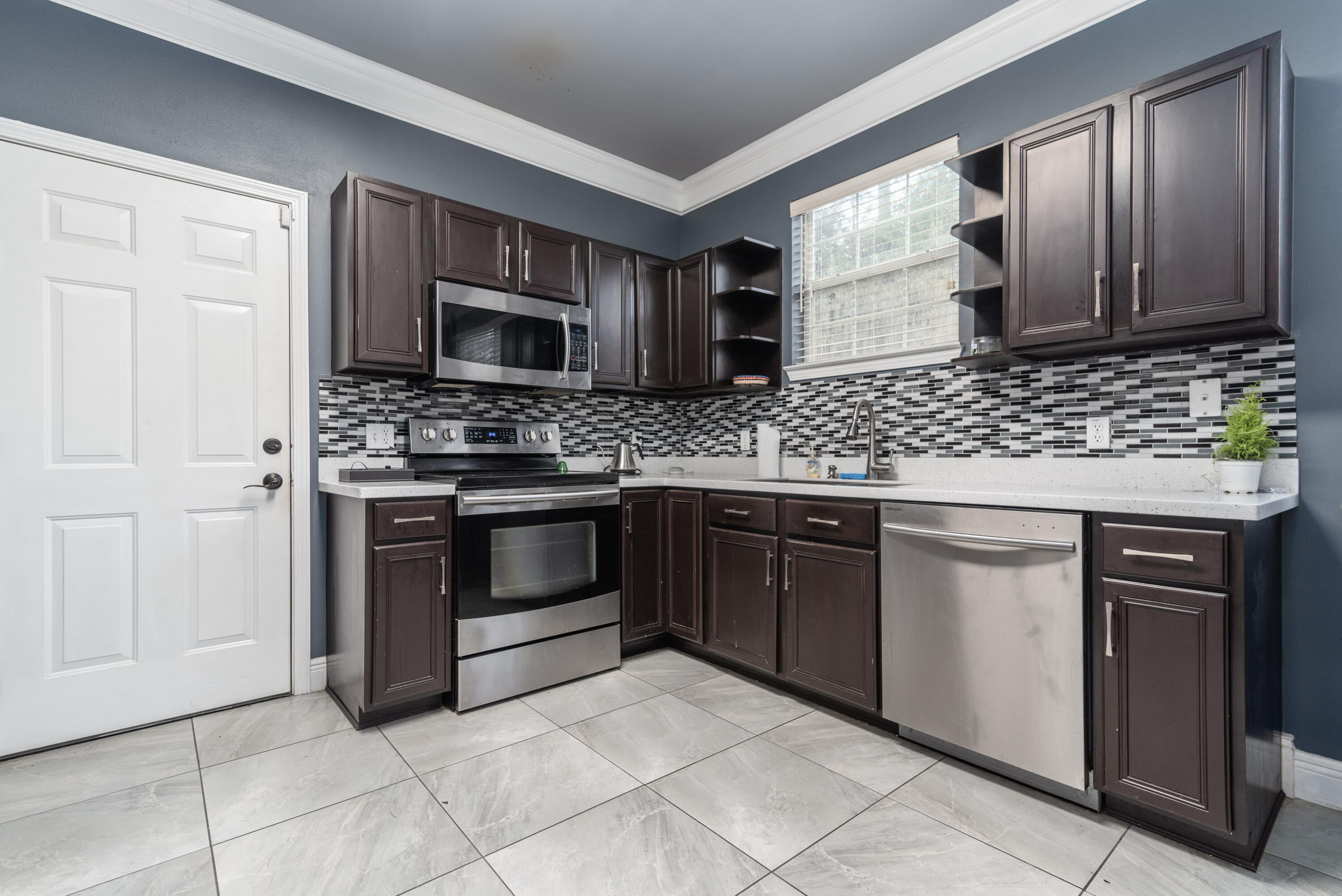 SANDY RIDGE ESTATES - Residential