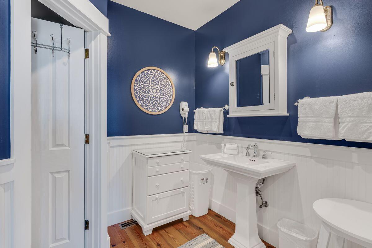 Grand Isle Condo - Residential