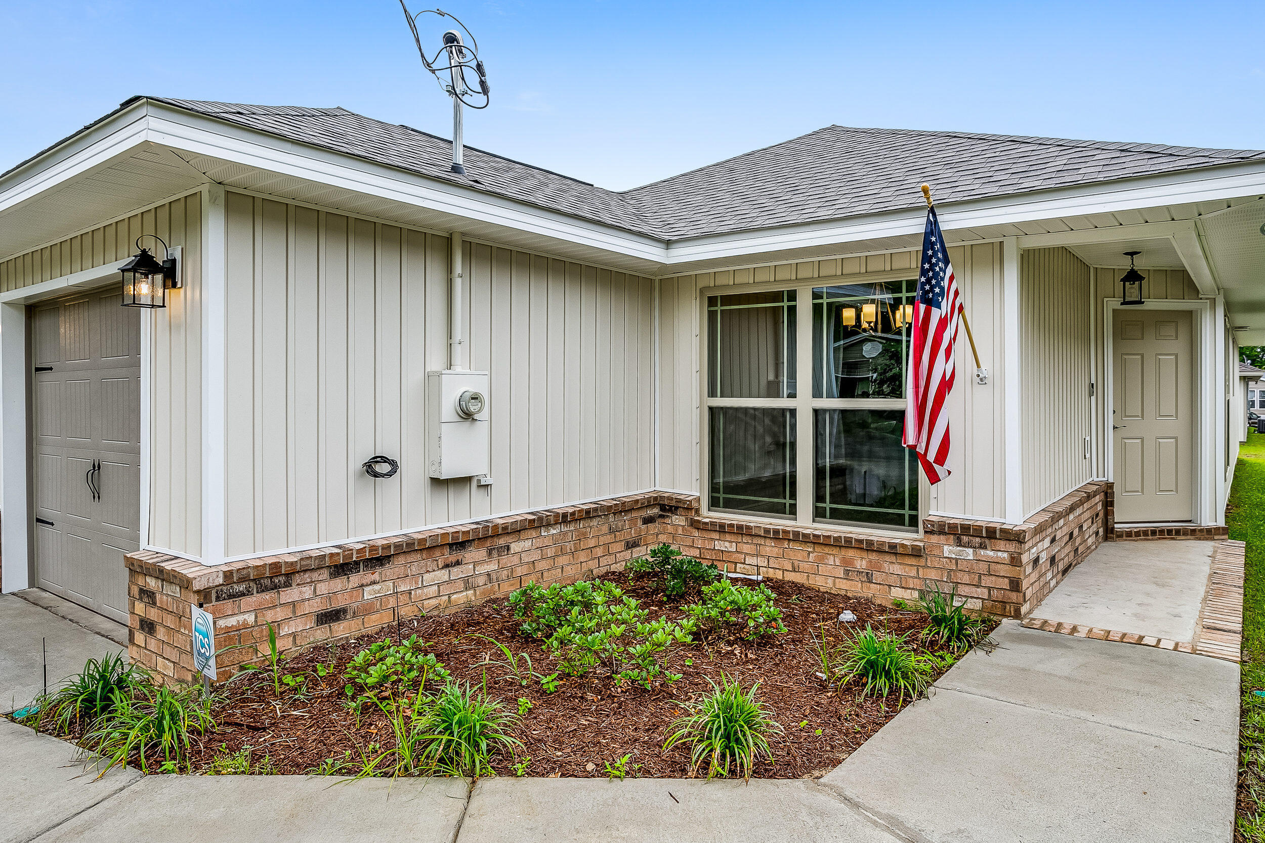 OAKWOOD HILLS UNIT 1 - Residential