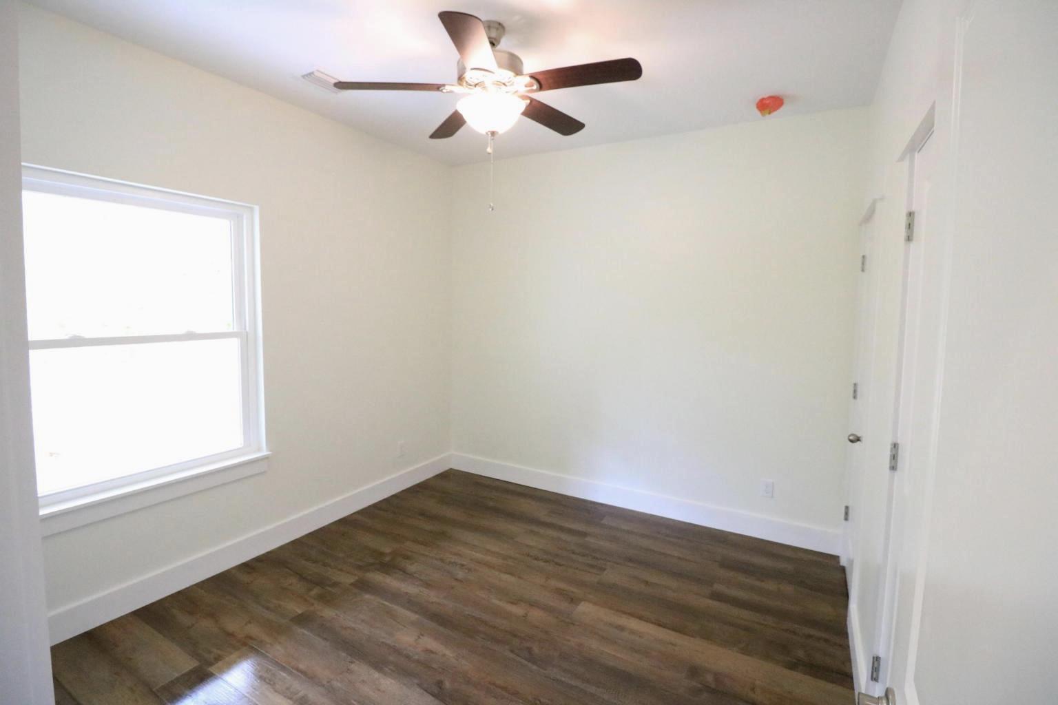 FREEPORT TOWN OF - Residential