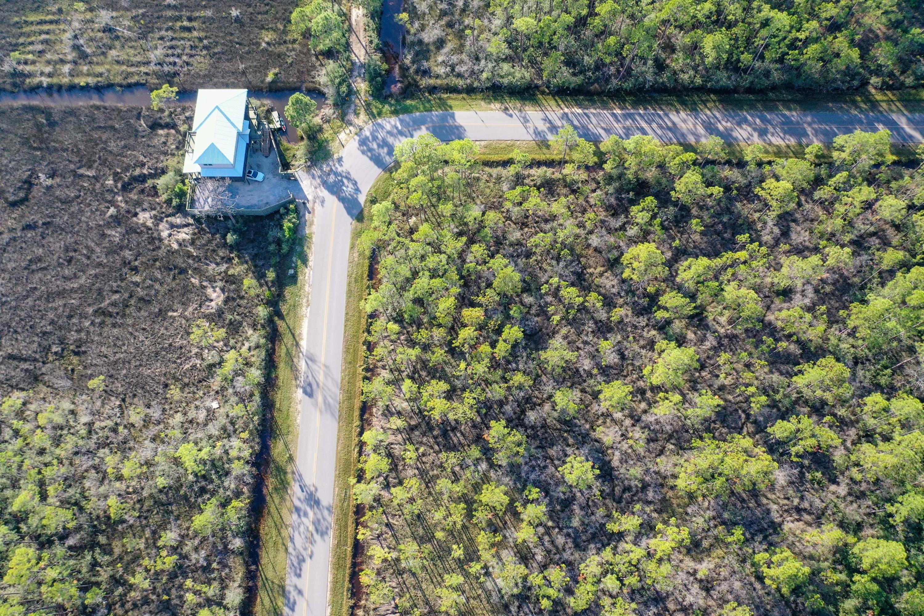 NO RECORDED SUBDIVISION - Land