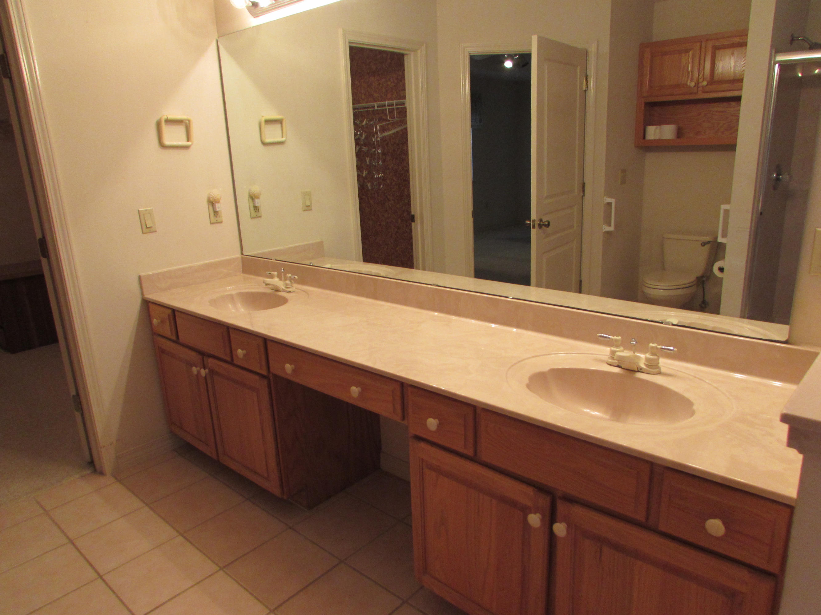 KENNEDY LAKES 1ST ADDN - Residential