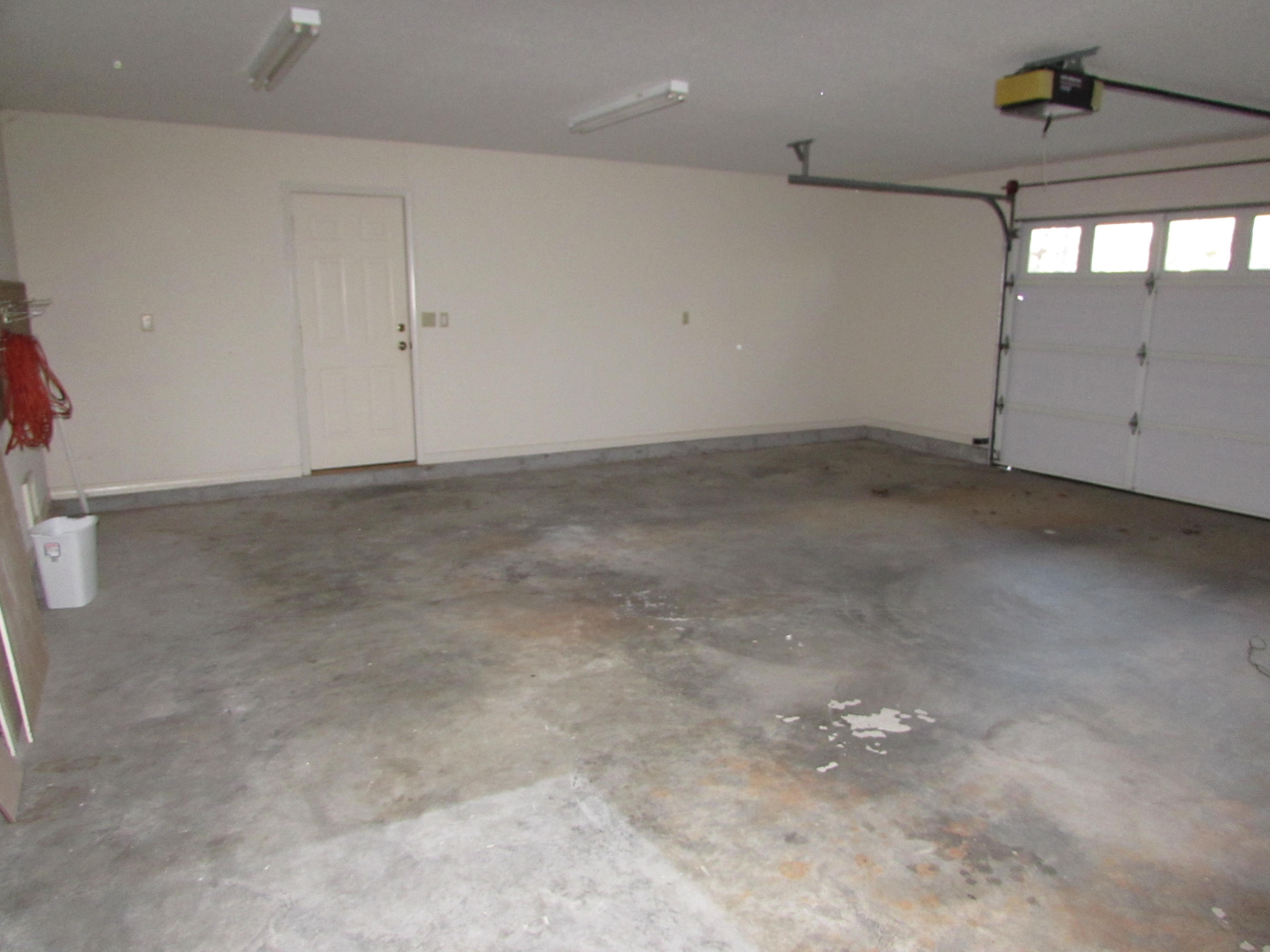 KENNEDY LAKES 1ST ADDN - Residential