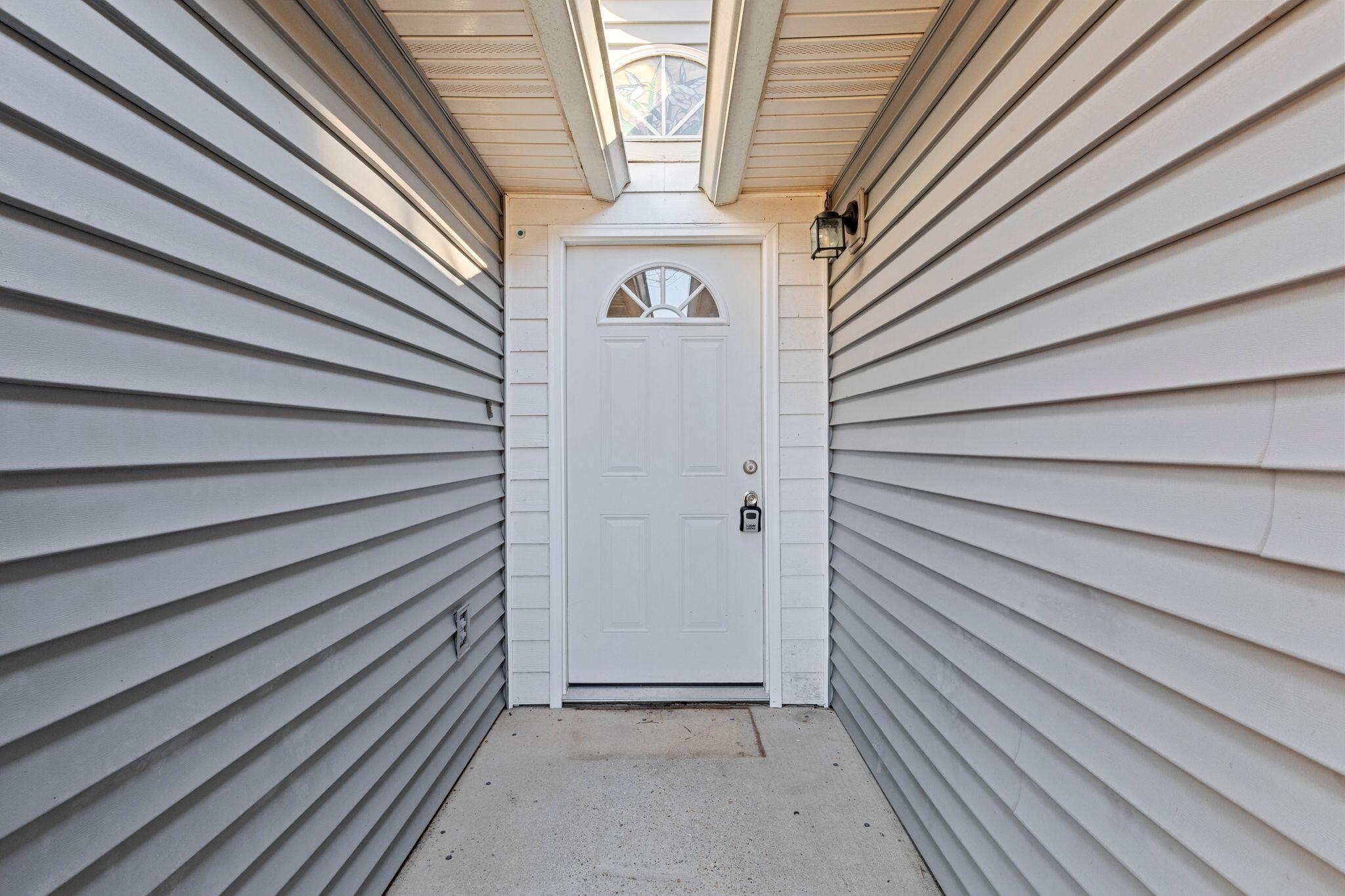 HOLLEY BY THE SEA - Residential