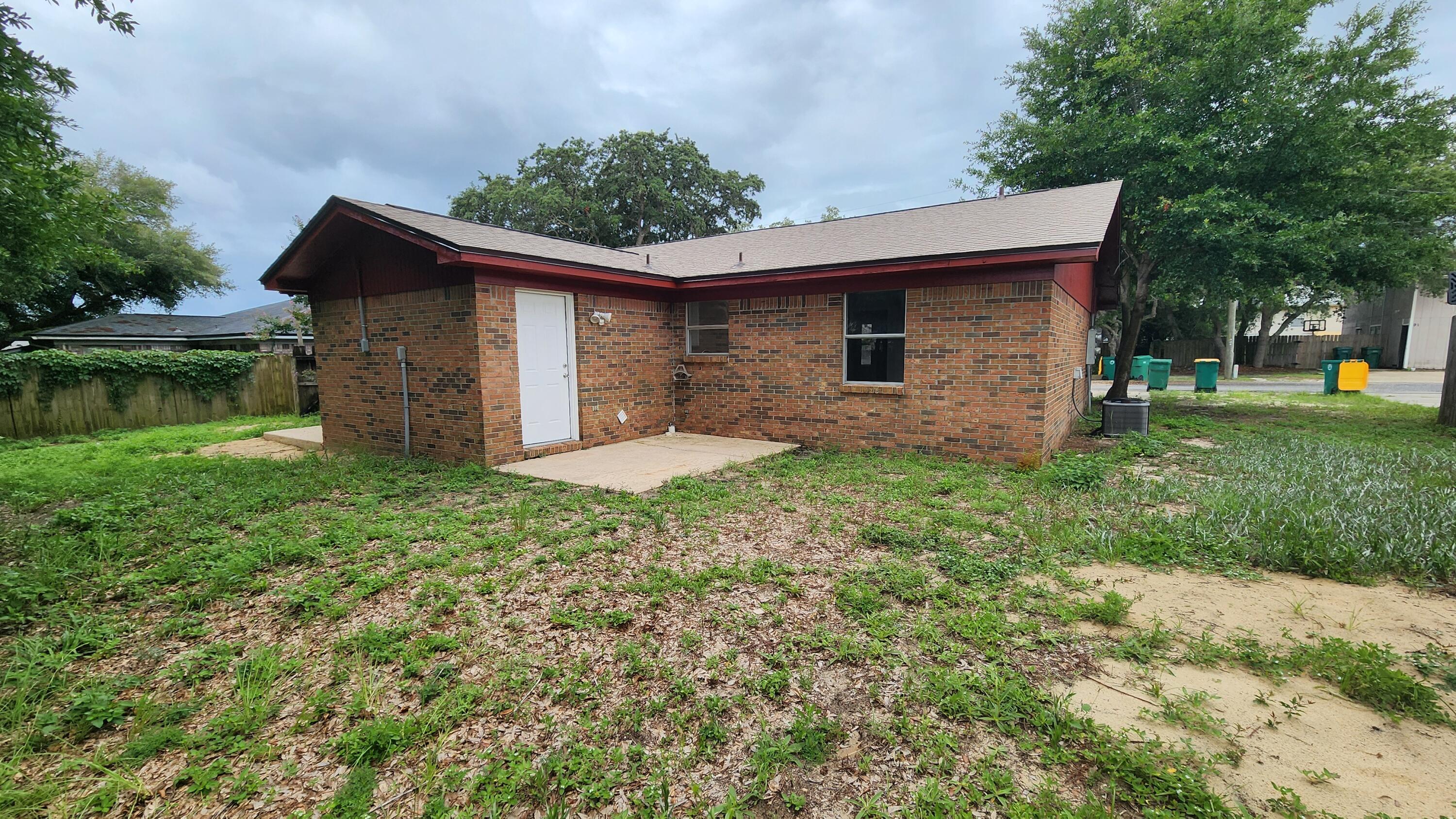 BAYVIEW WOODS - Residential