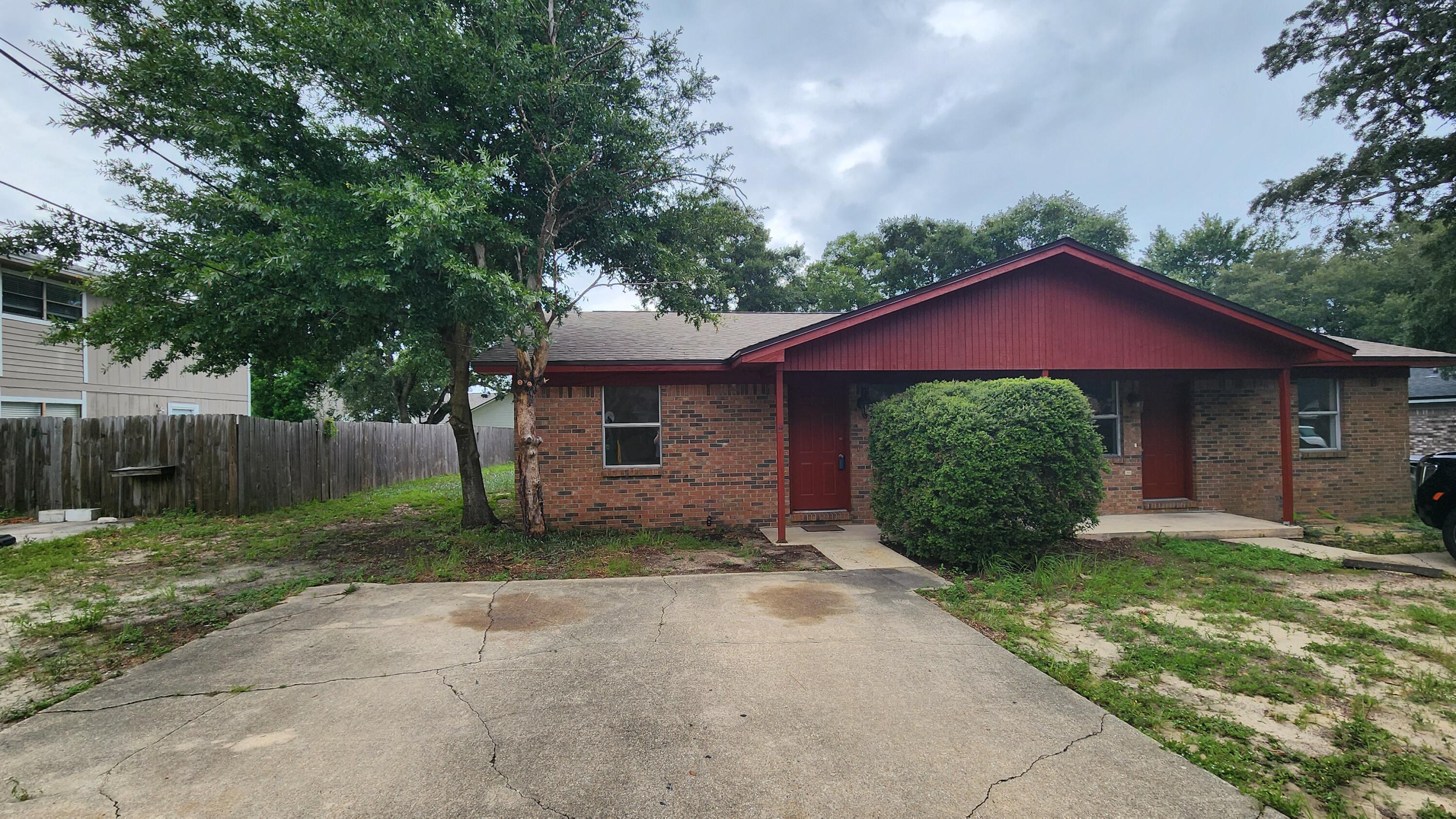 BAYVIEW WOODS - Residential