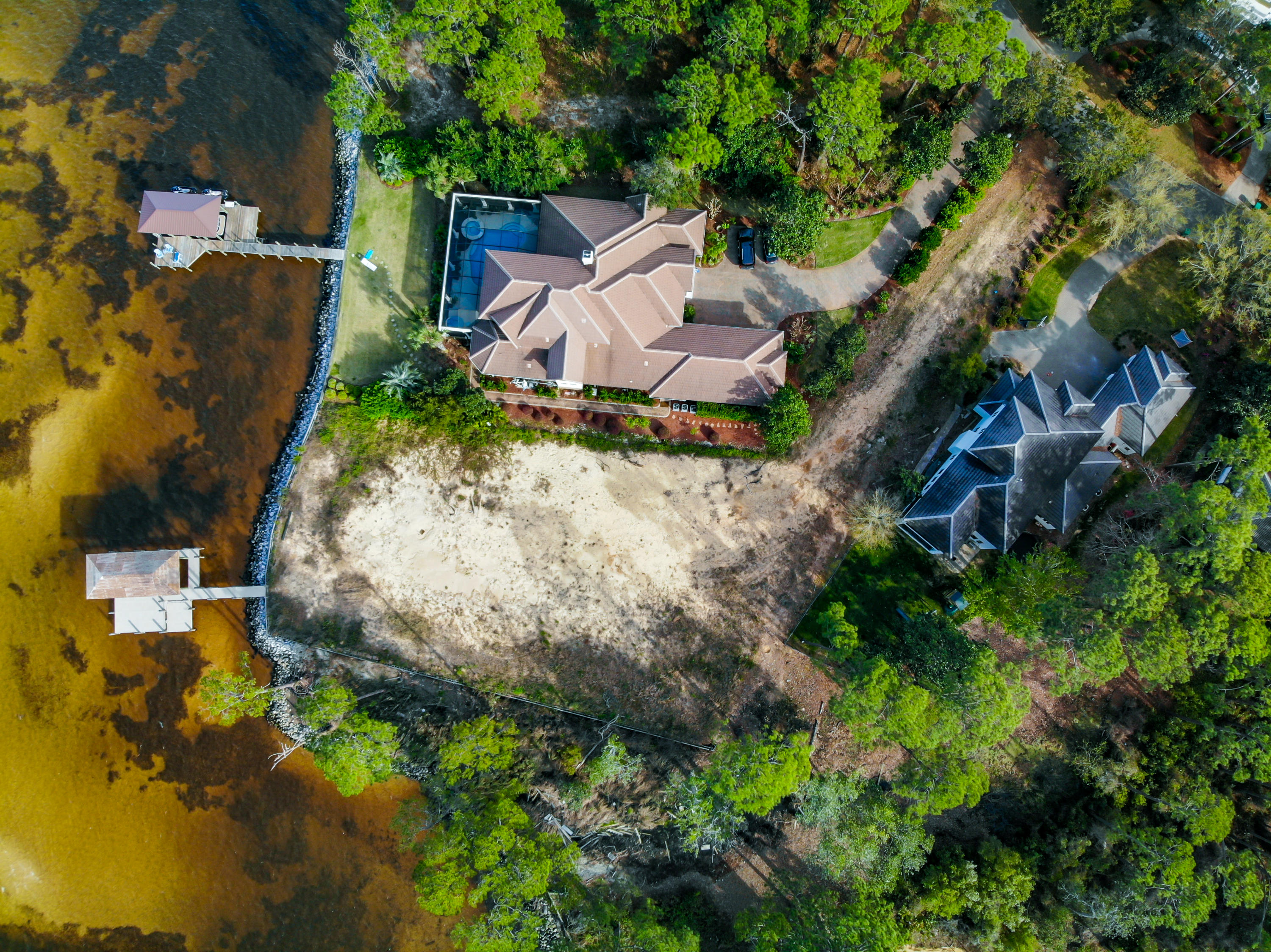 Regatta Bay (Commodore Point) - Land