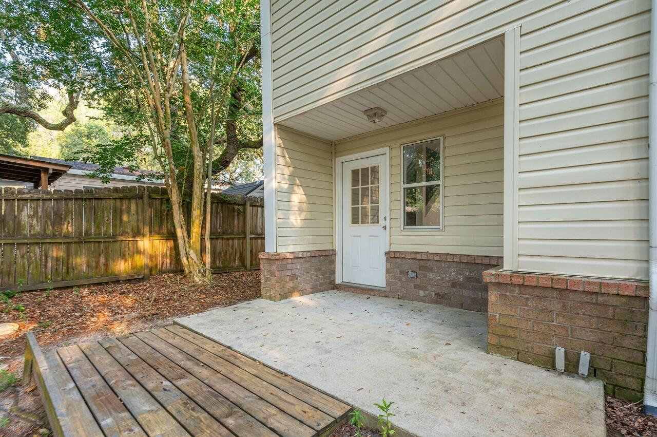 SHAY LIN TOWN HOMES - Residential Lease