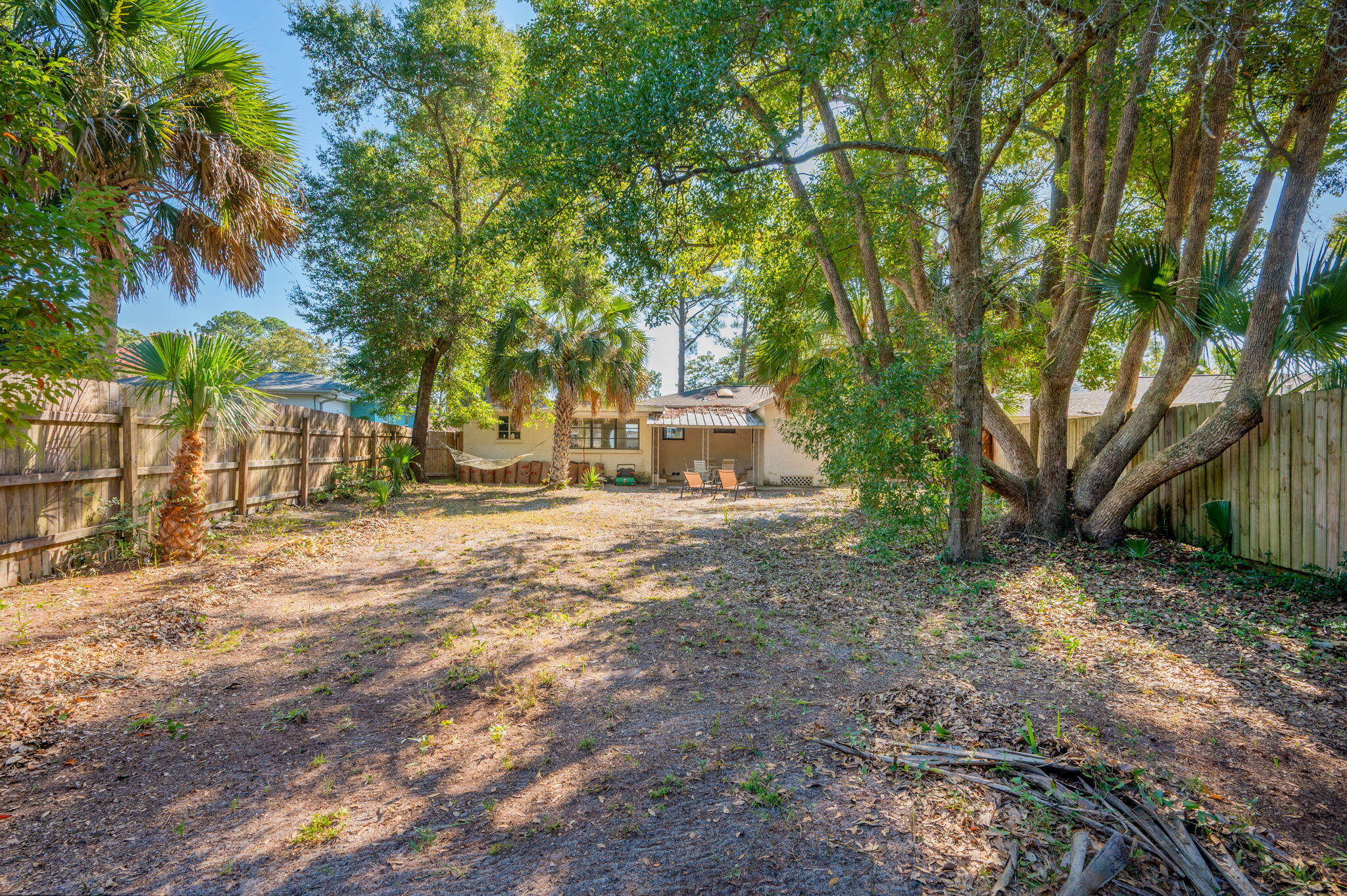 GARNIERS BEACH - Residential