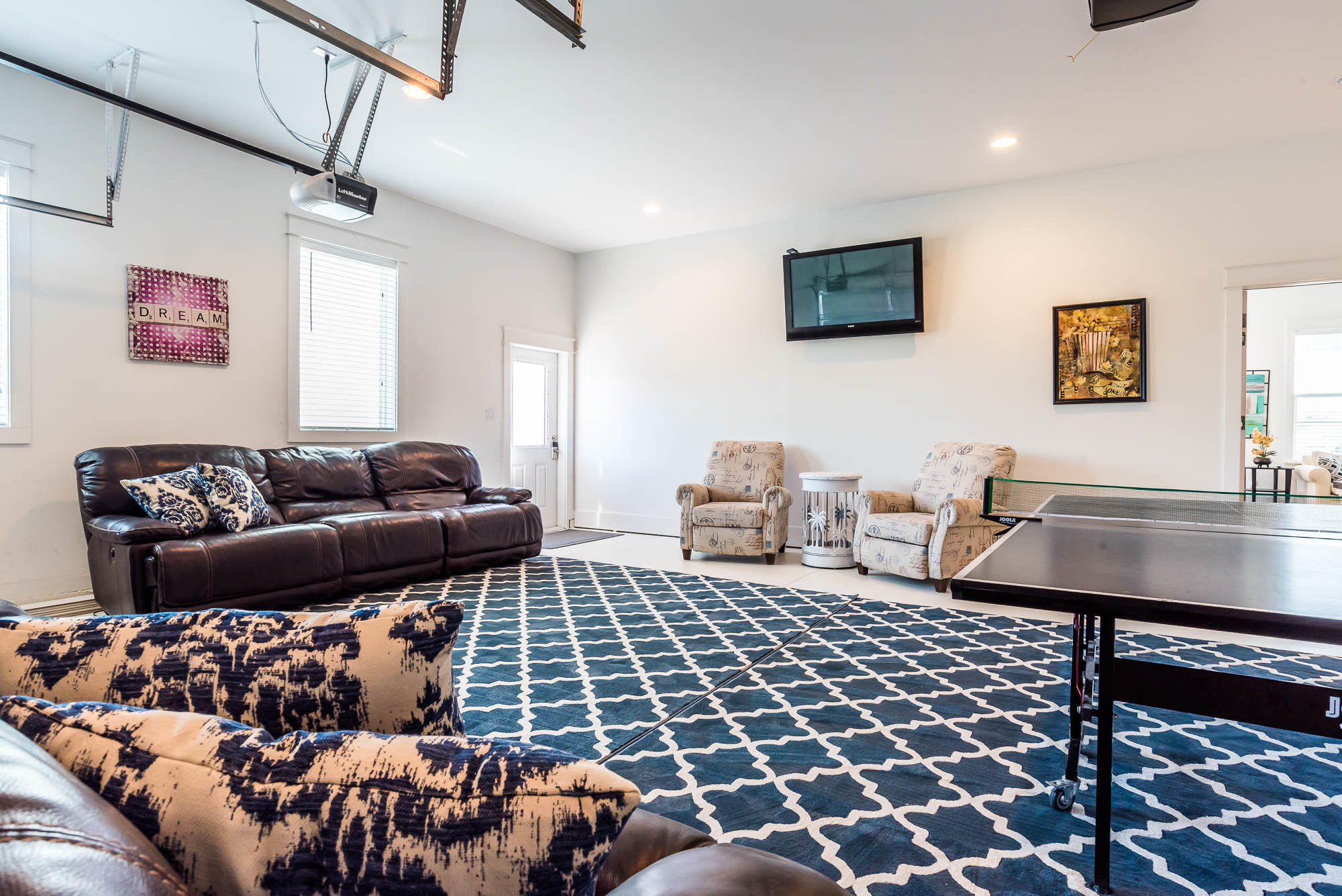 PELICAN POINTE AT CAMP CREEK - Residential