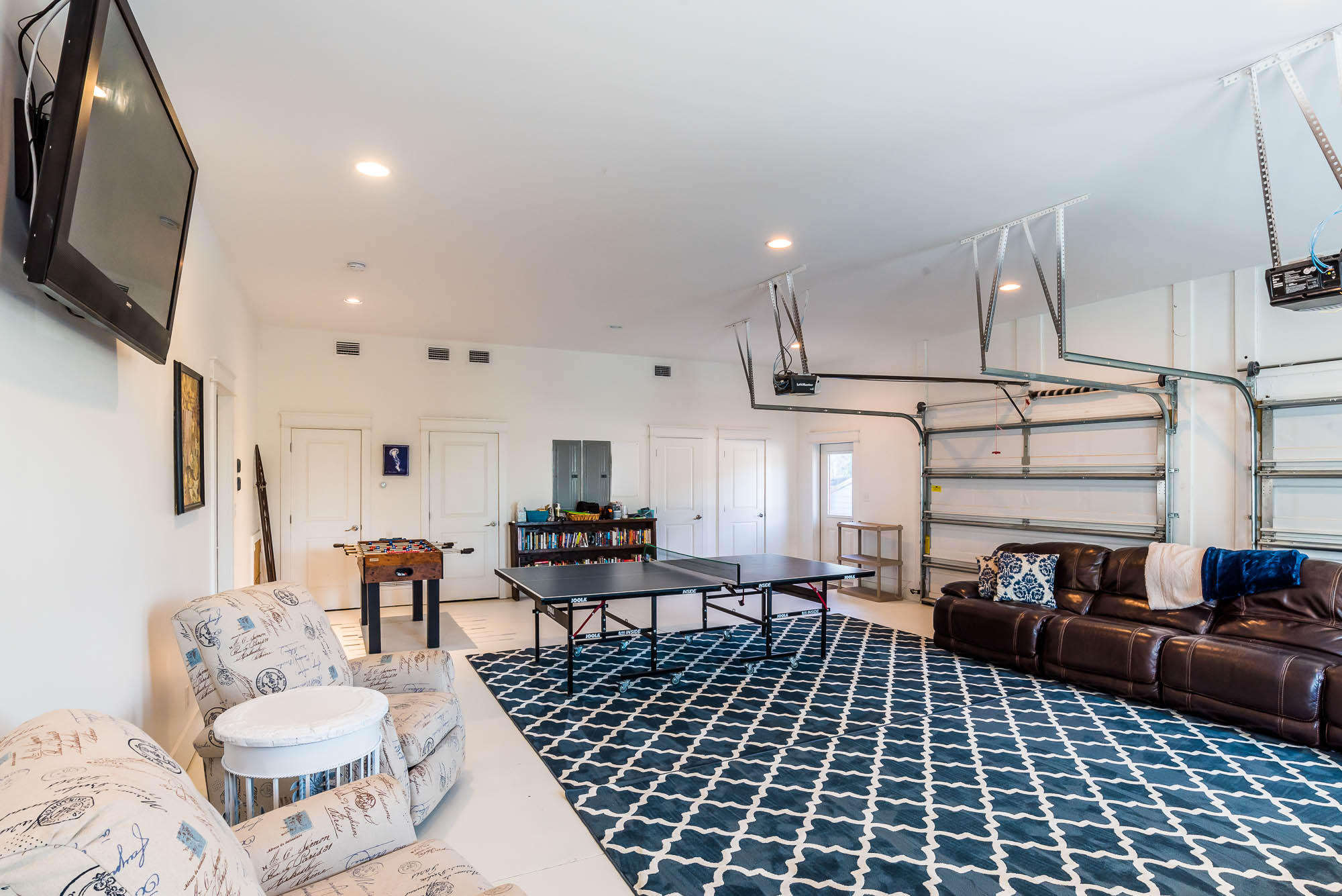 PELICAN POINTE AT CAMP CREEK - Residential