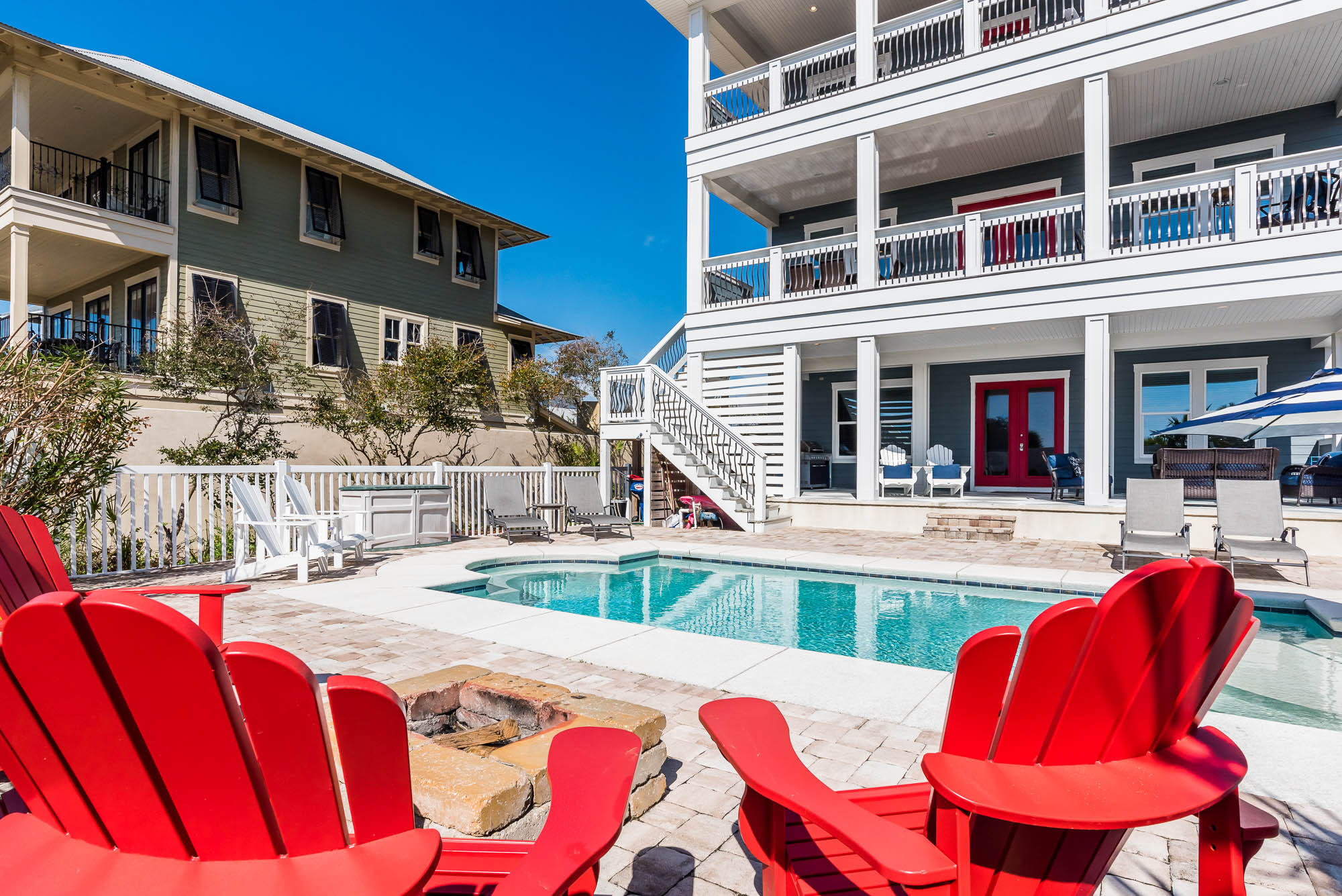 PELICAN POINTE AT CAMP CREEK - Residential