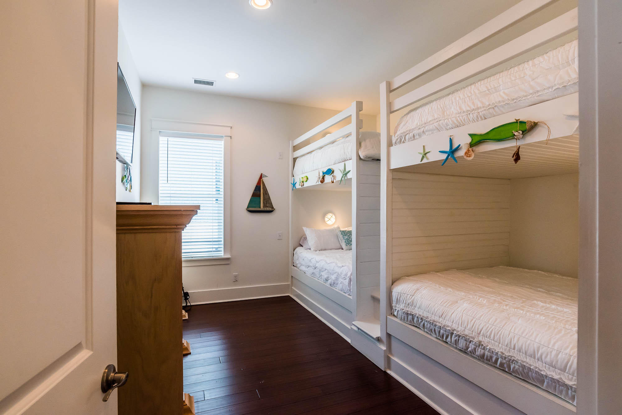 PELICAN POINTE AT CAMP CREEK - Residential