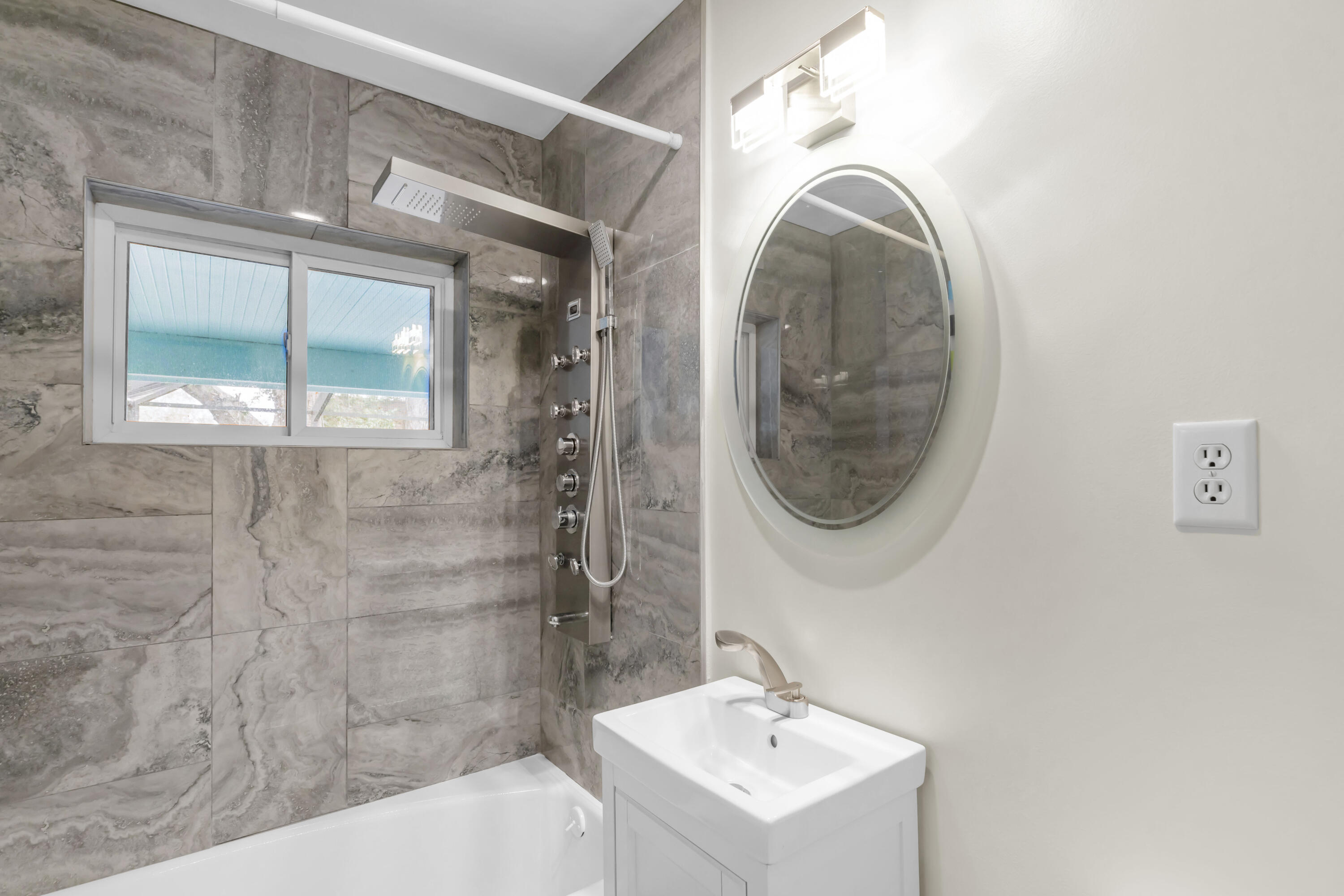 BRYN MAWR PARK 1ST ADDN - Residential