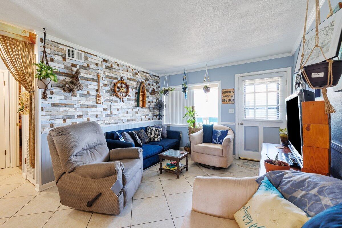WATERWAY CONDO - Residential