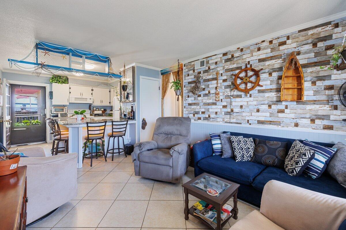 WATERWAY CONDO - Residential