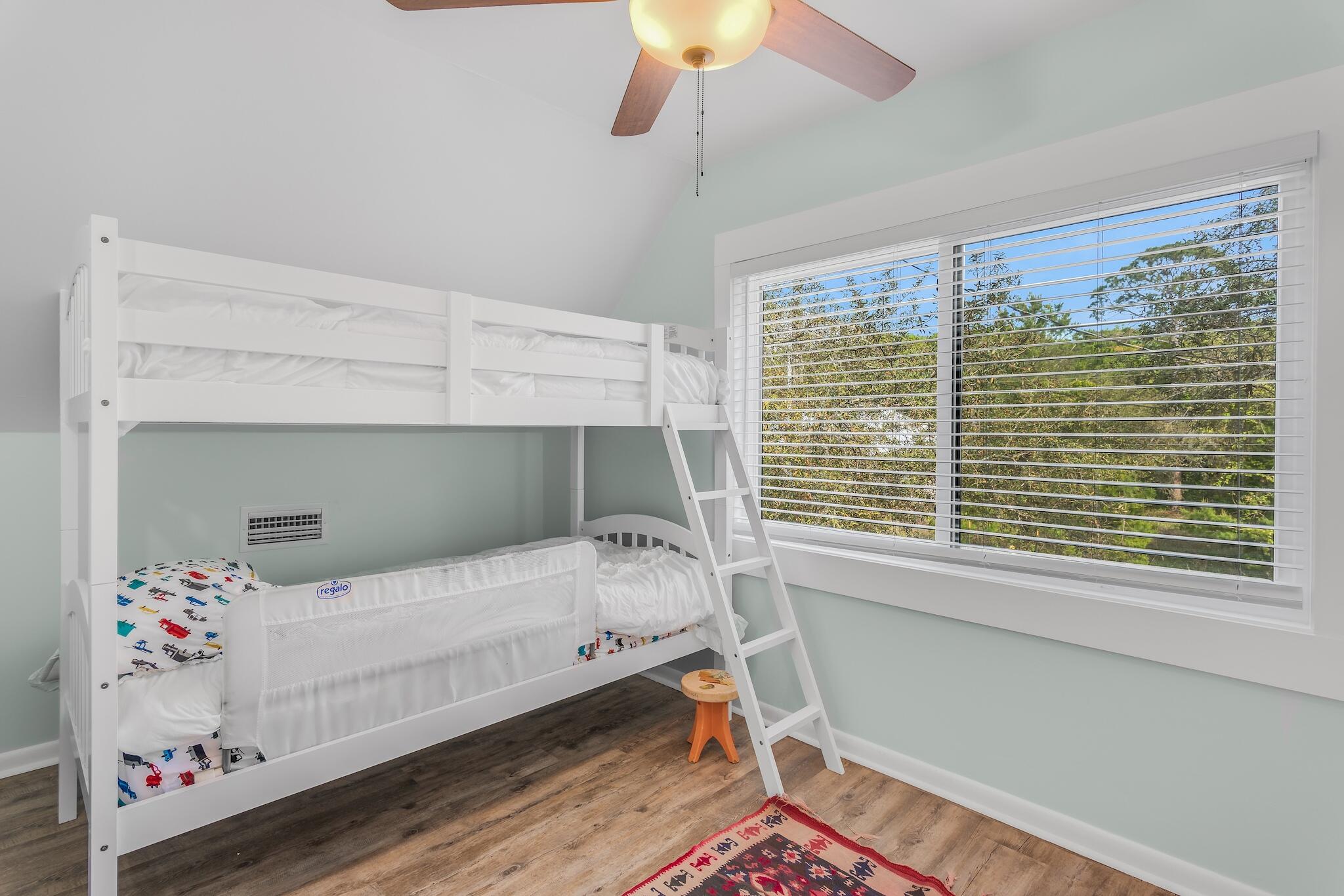 BEACH HIGHLANDS - Residential