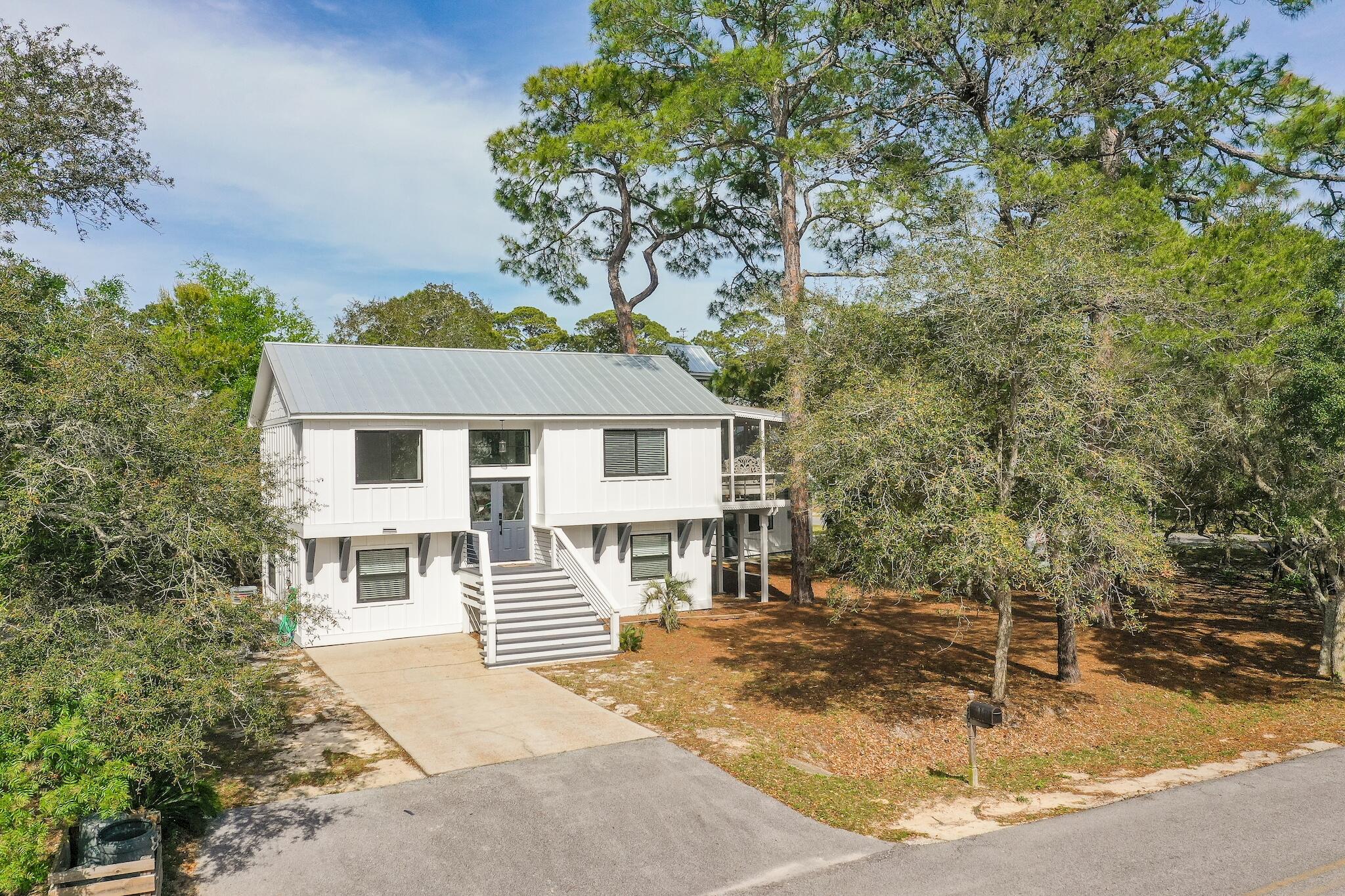 BEACH HIGHLANDS - Residential