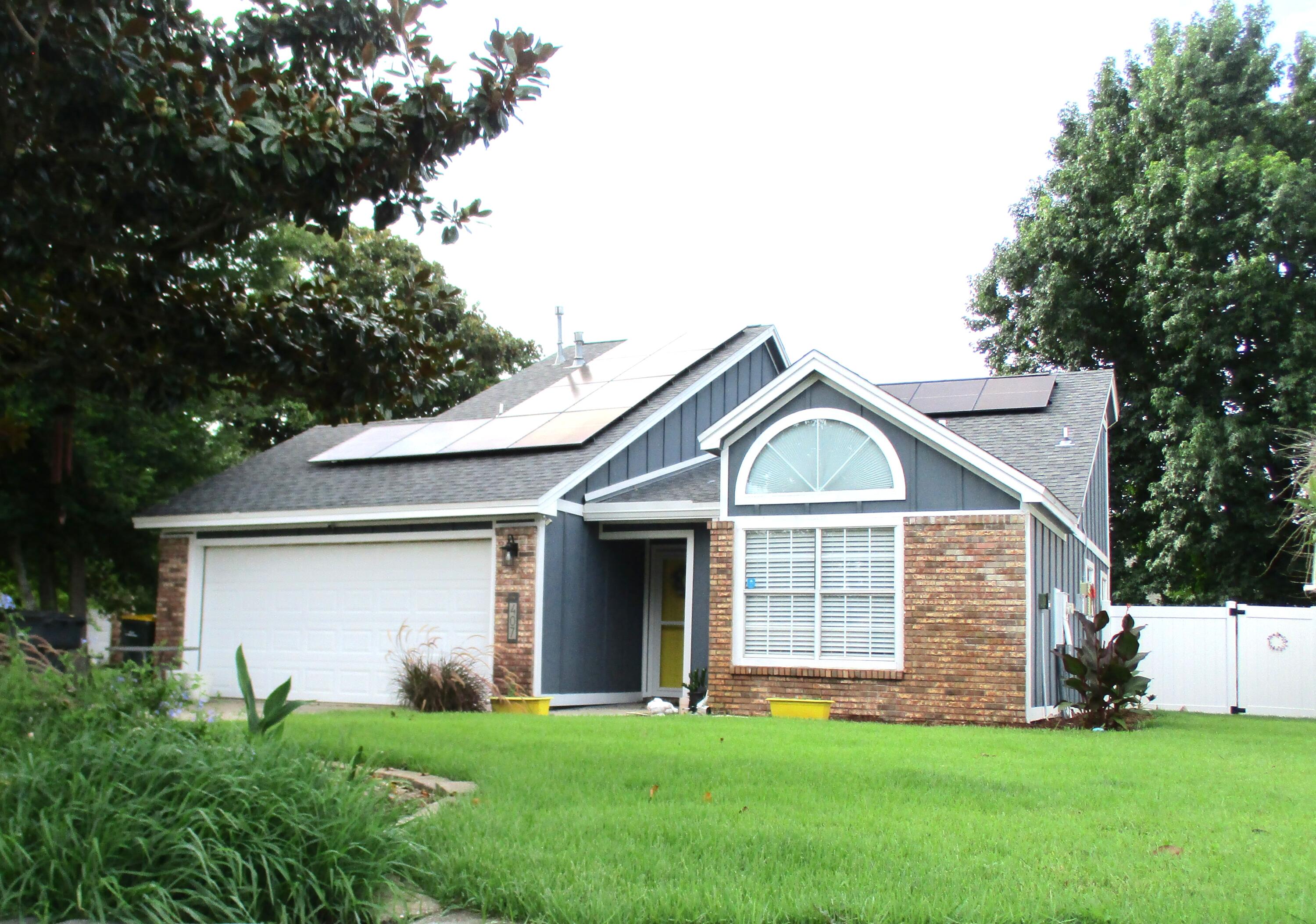 CANTERBURY WOODS - Residential Lease