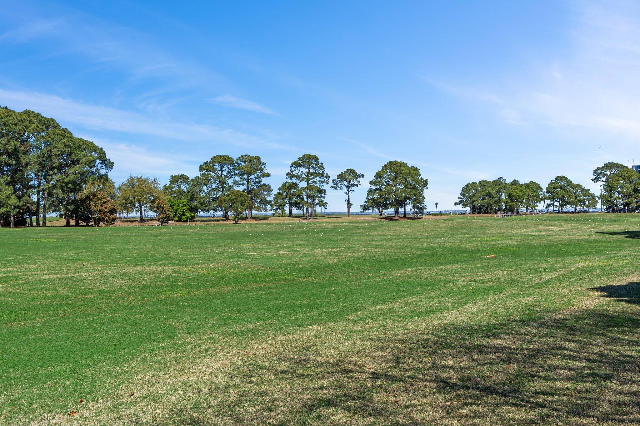 LINKSIDE VILLAGE UNIT 1 - Residential