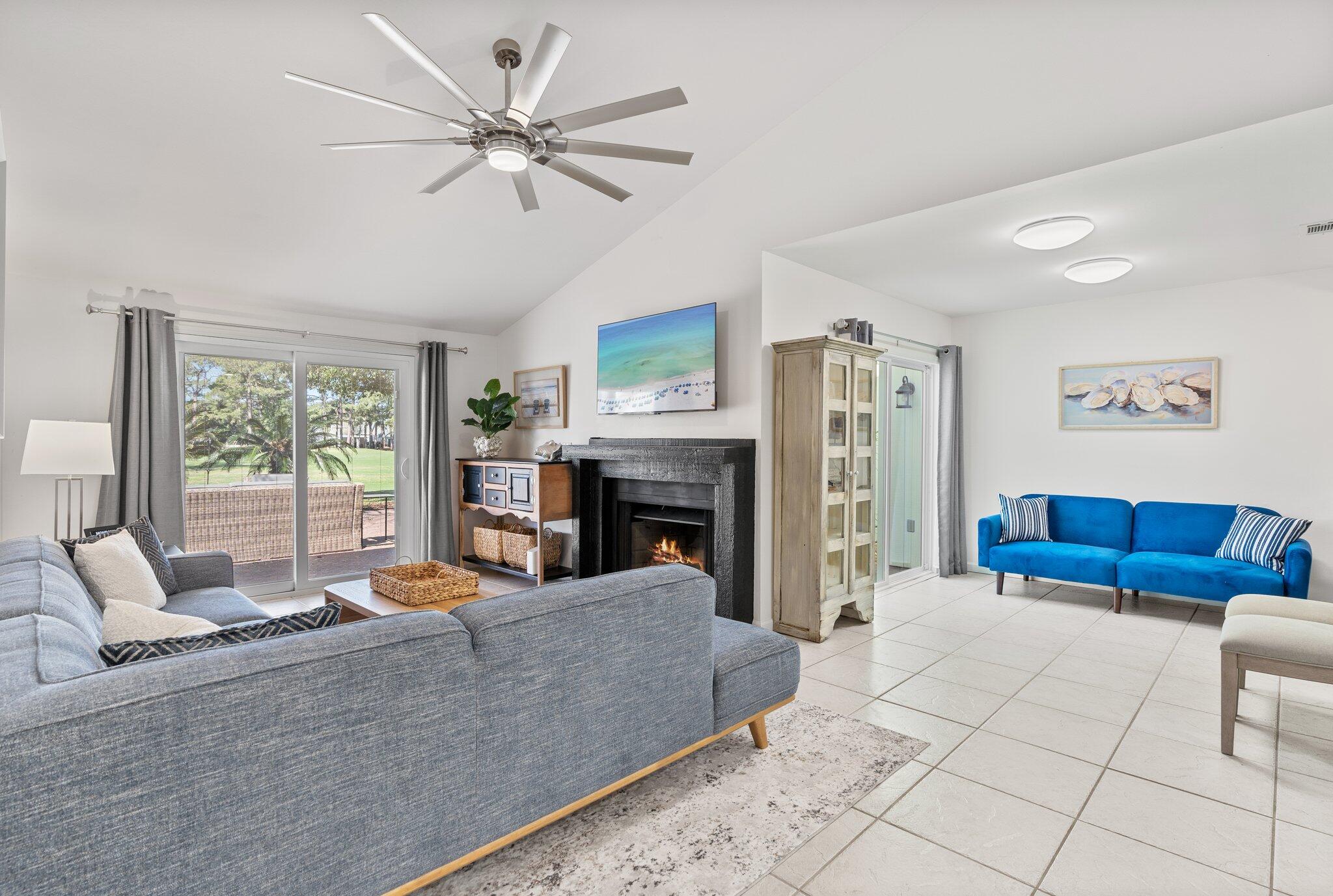 LINKSIDE VILLAGE UNIT 1 - Residential