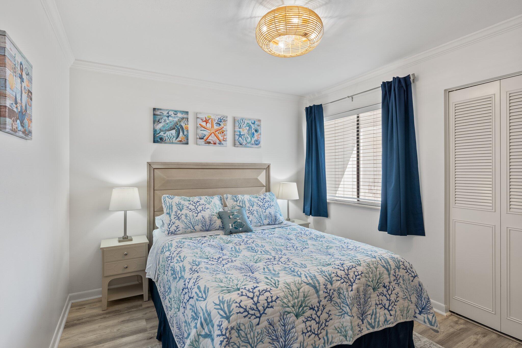 LINKSIDE VILLAGE UNIT 1 - Residential
