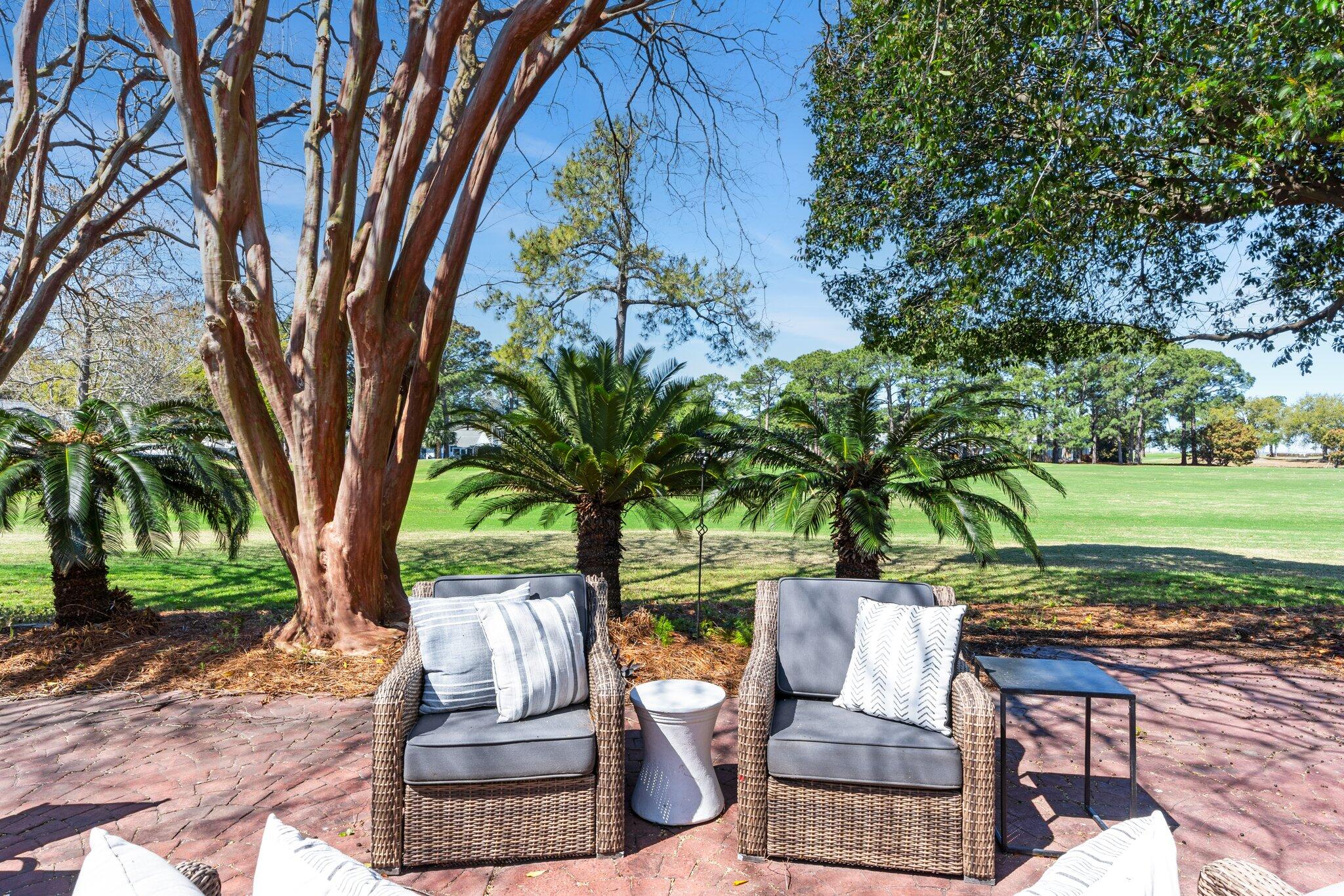 LINKSIDE VILLAGE UNIT 1 - Residential