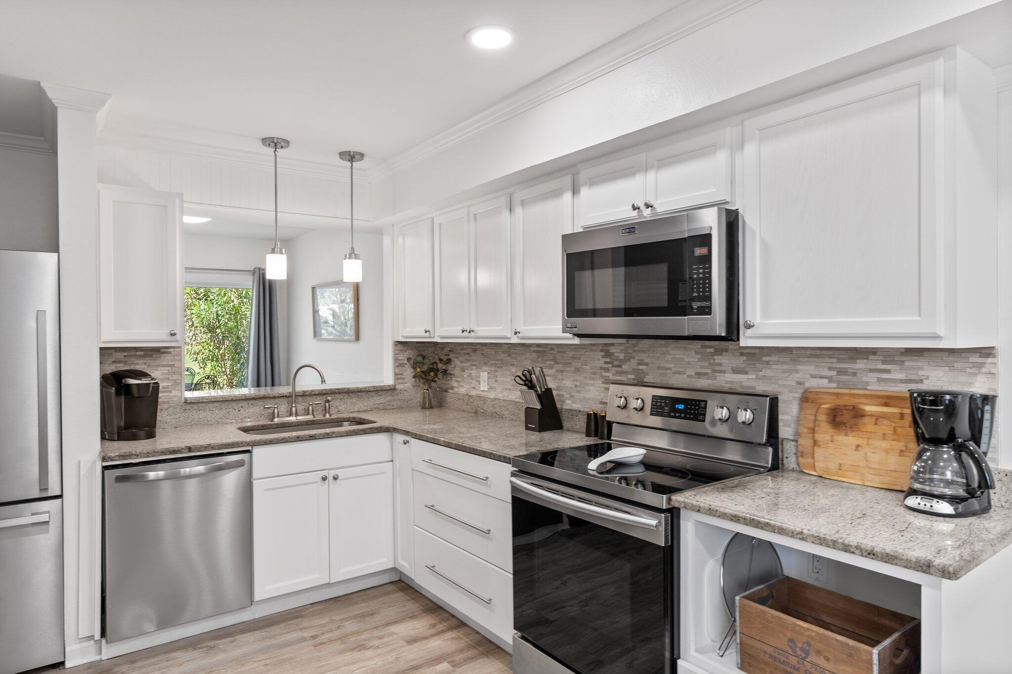 LINKSIDE VILLAGE UNIT 1 - Residential