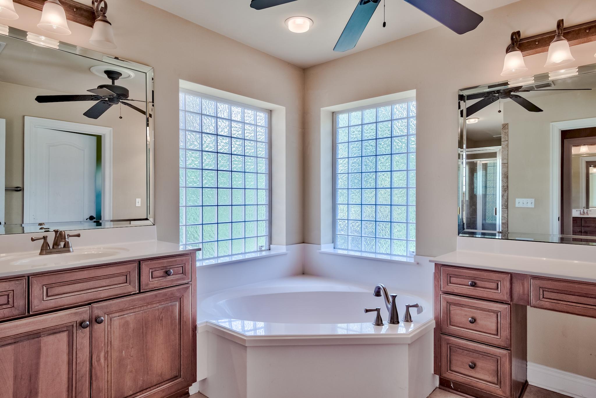 BAYWALK LANDING - Residential