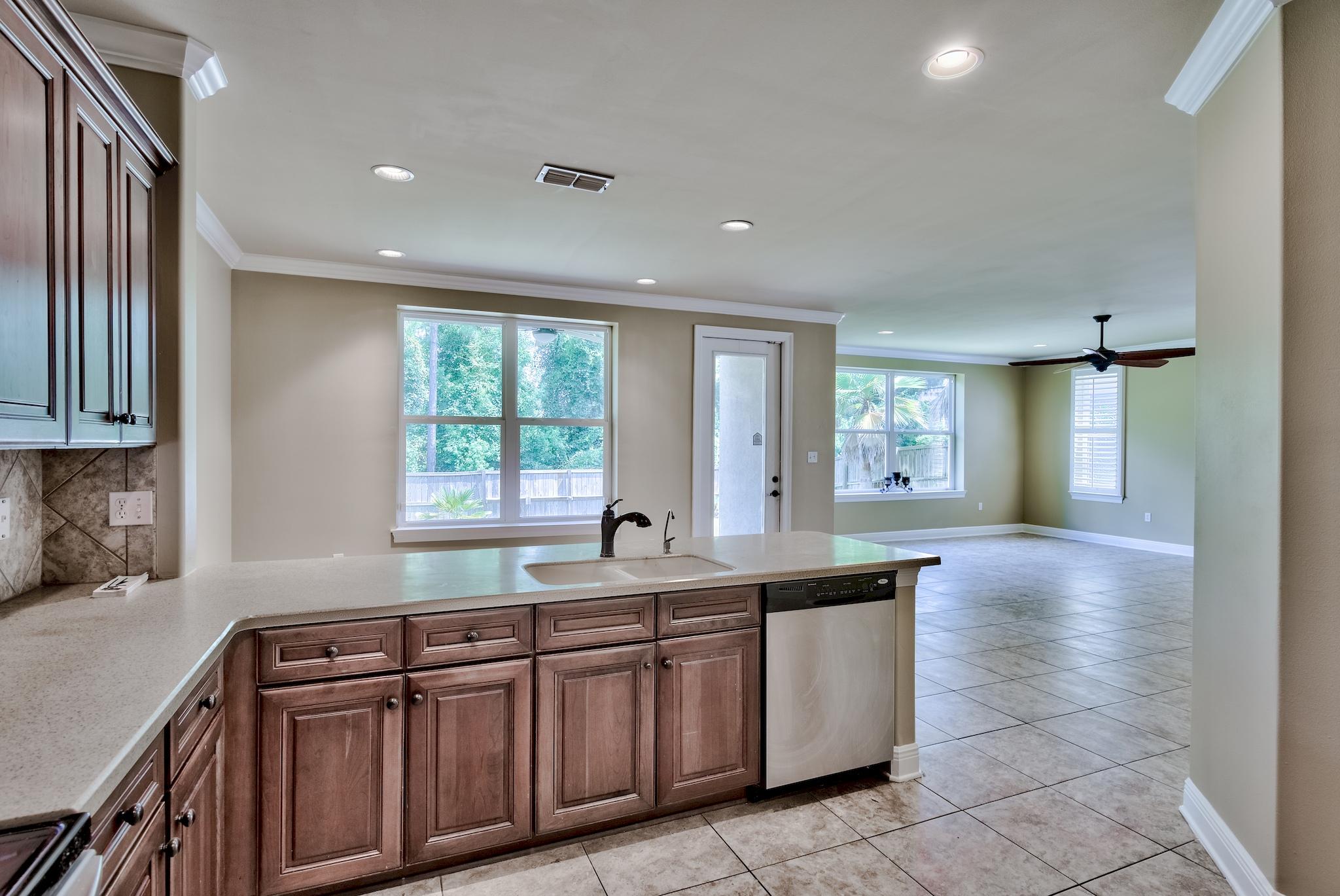 BAYWALK LANDING - Residential