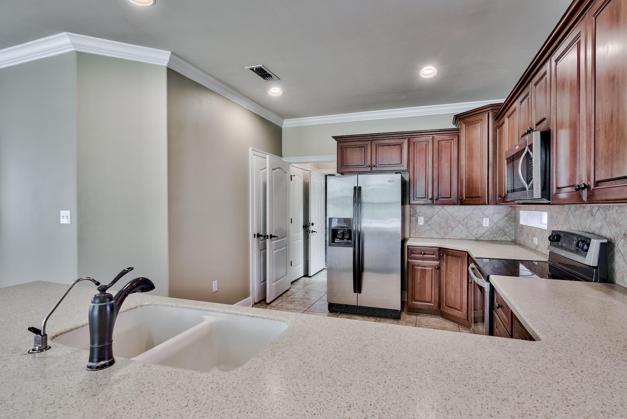 BAYWALK LANDING - Residential