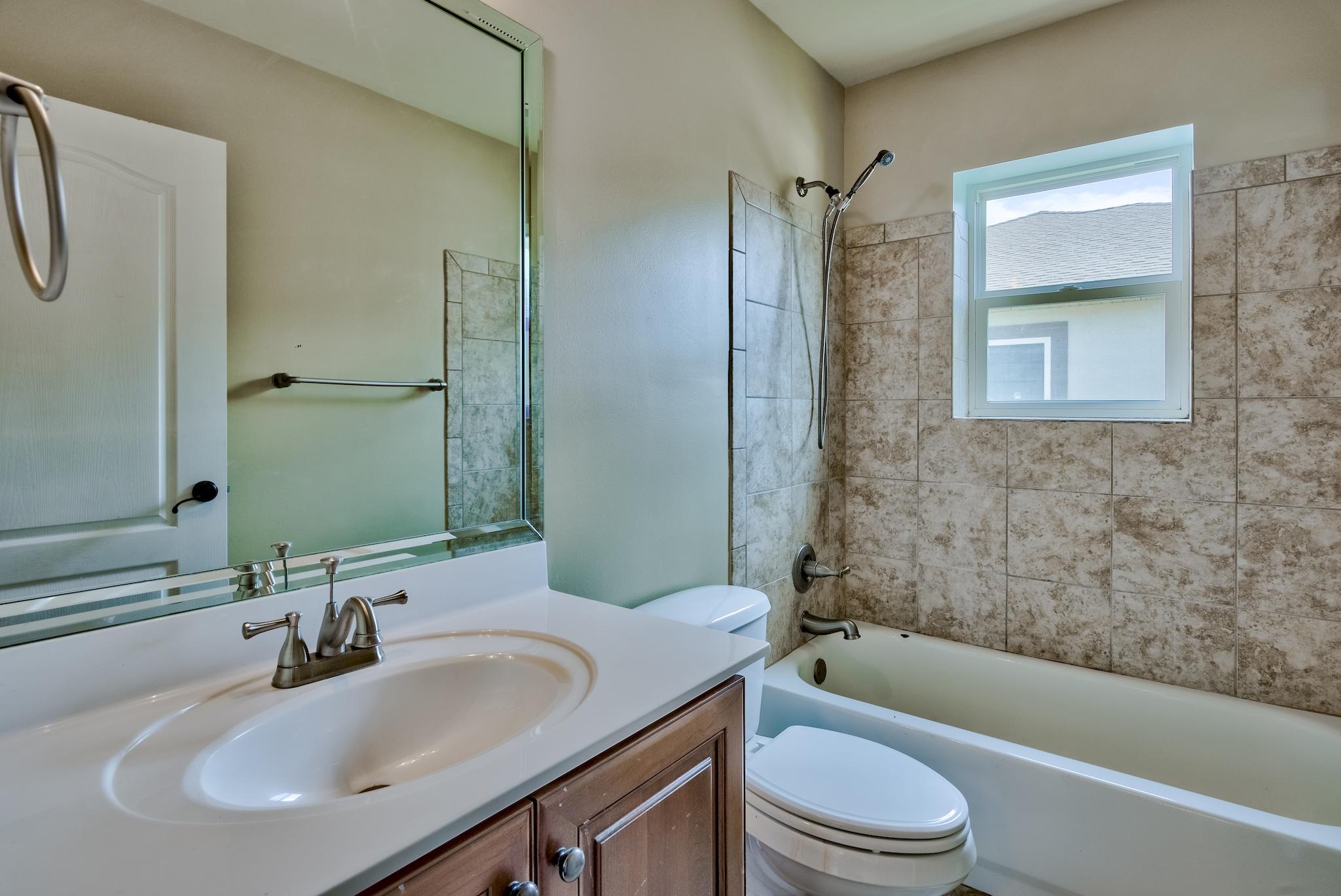 BAYWALK LANDING - Residential