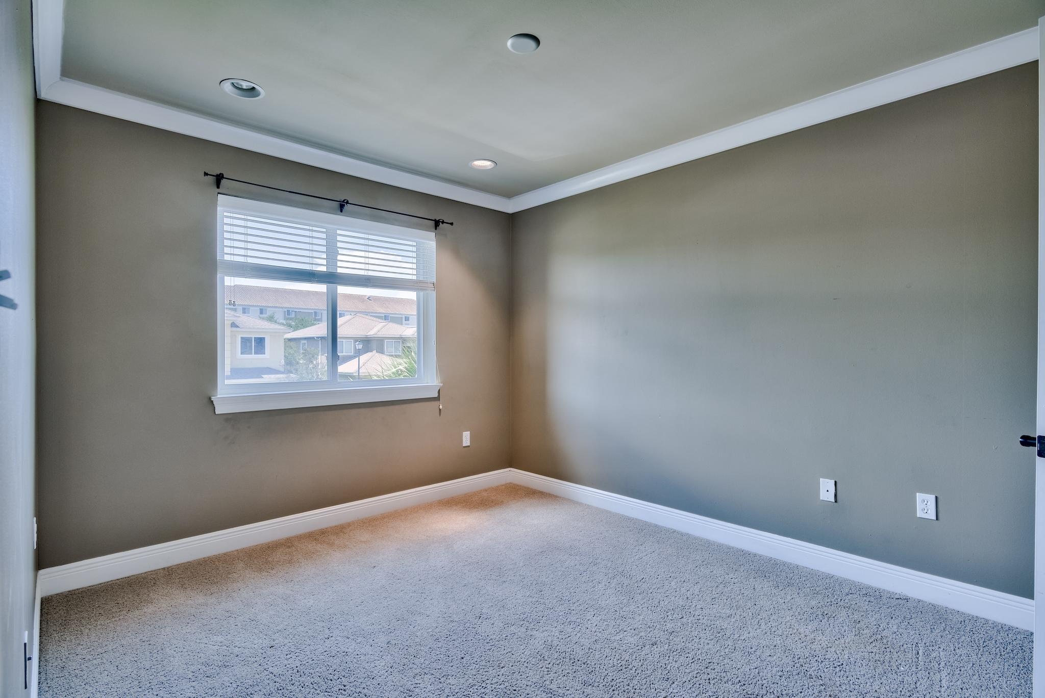 BAYWALK LANDING - Residential