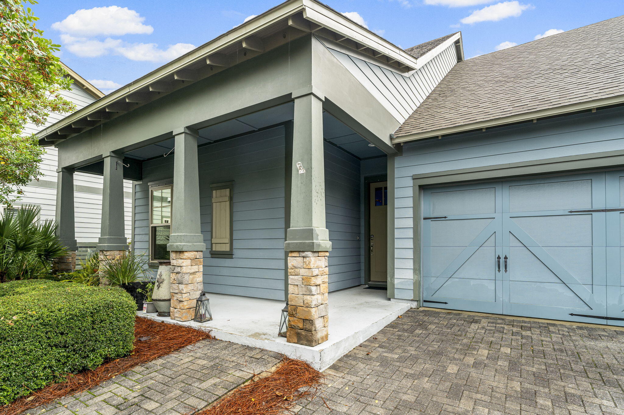 Wild Heron - Residential