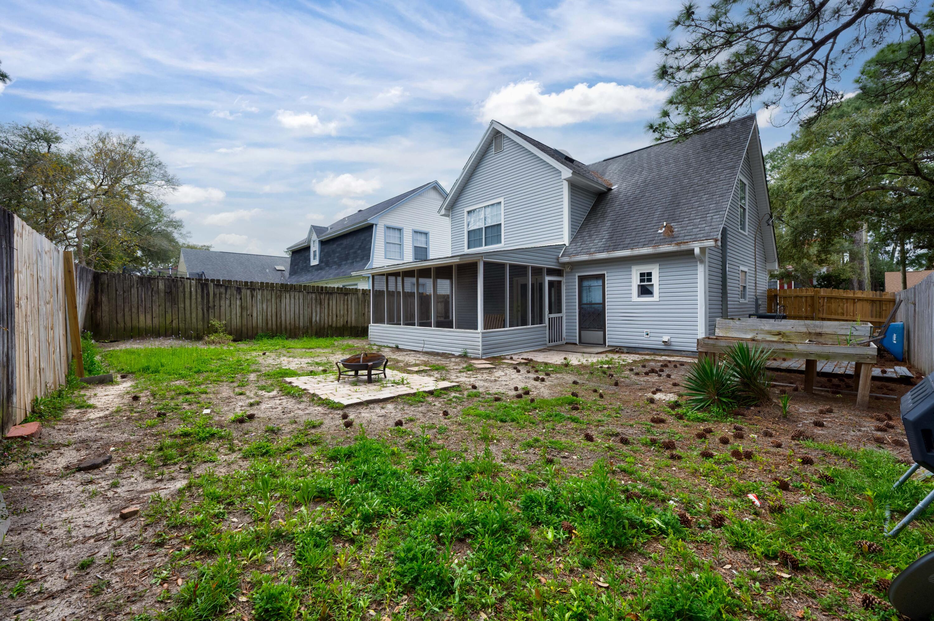 CANDLEWOOD VILLAGE - Residential