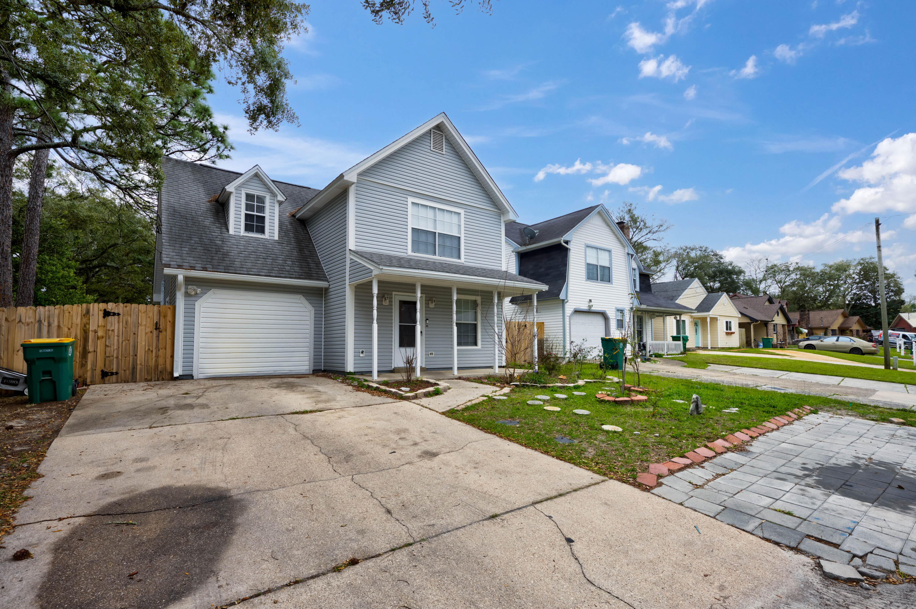 CANDLEWOOD VILLAGE - Residential