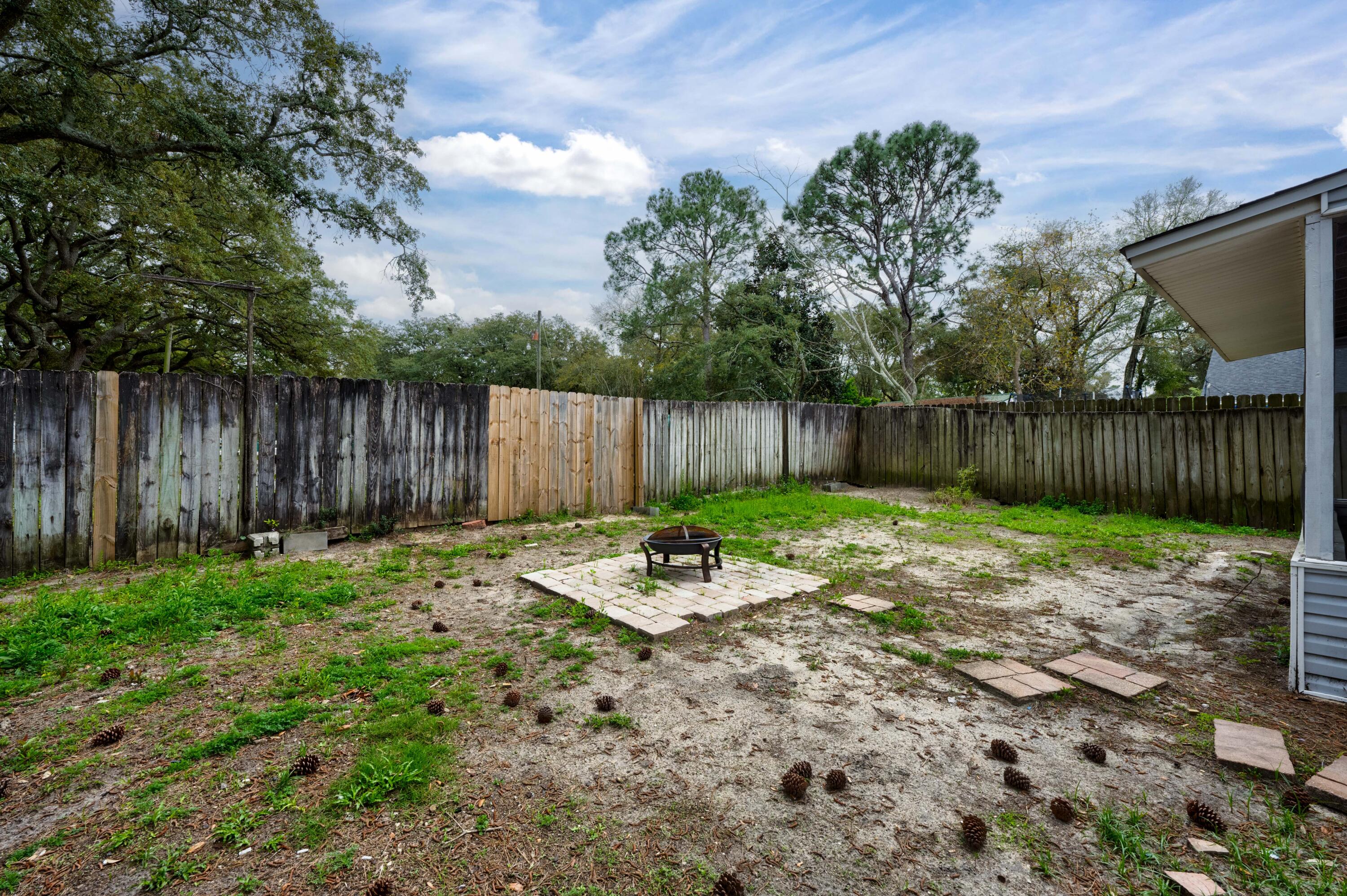 CANDLEWOOD VILLAGE - Residential