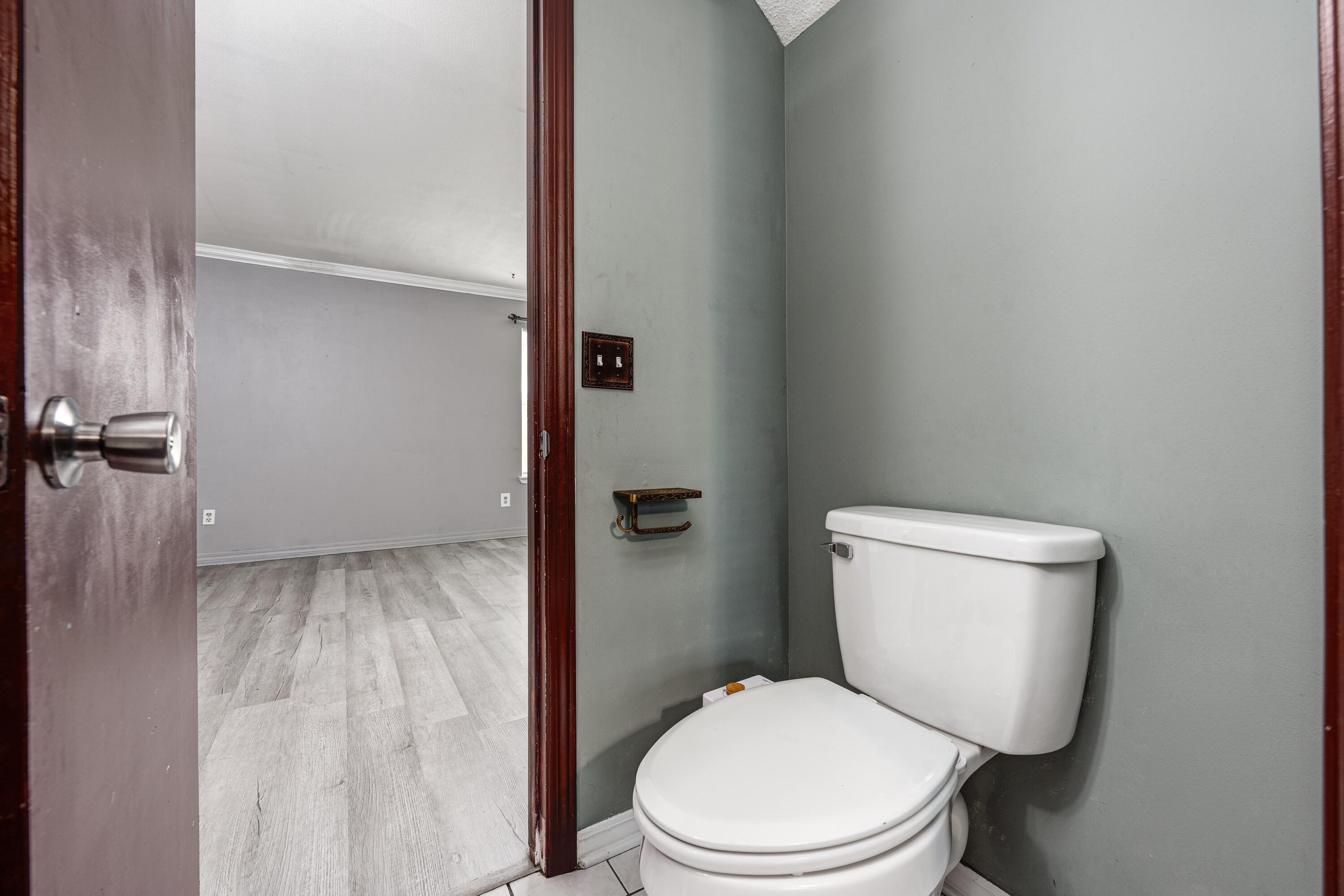 CANDLEWOOD VILLAGE - Residential