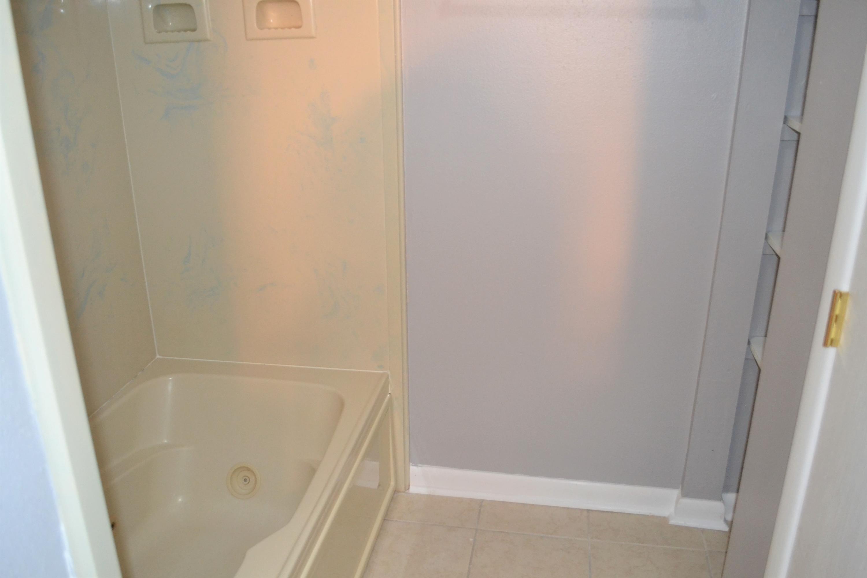 WINTHROP PLACE - Residential