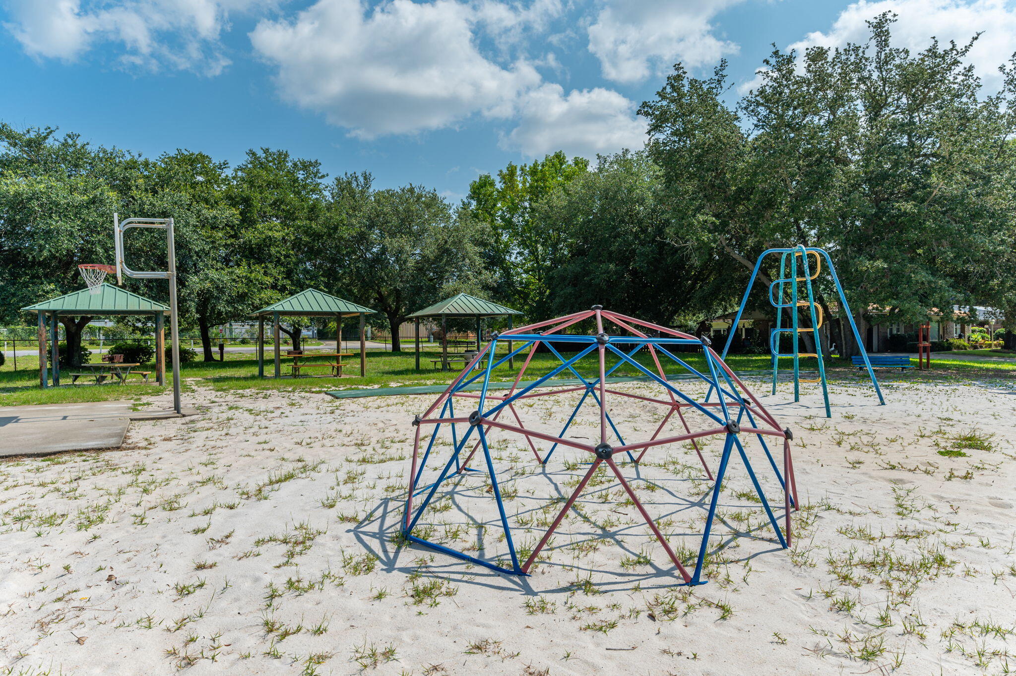 SPRINGDALE - Residential