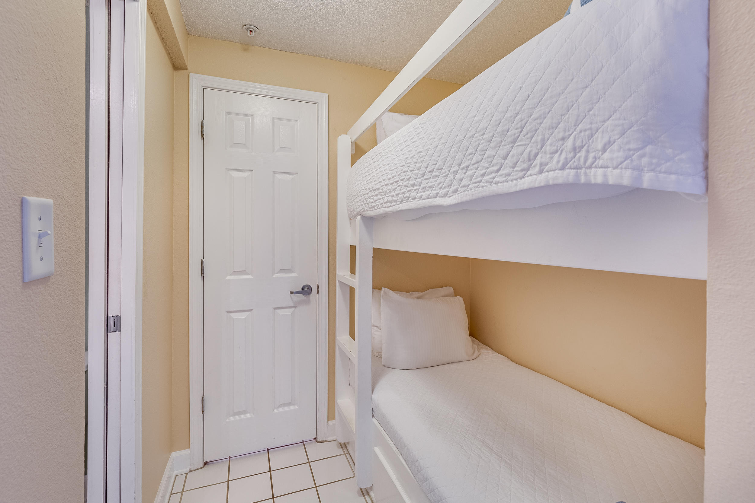 GULF PLACE CABANAS CONDO - Residential