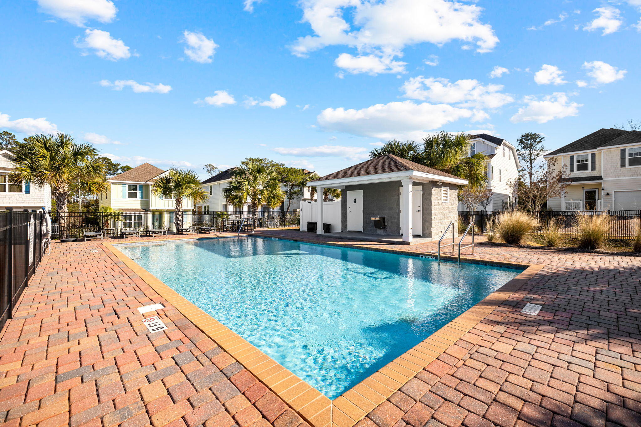 Pinewood Preserve - Residential