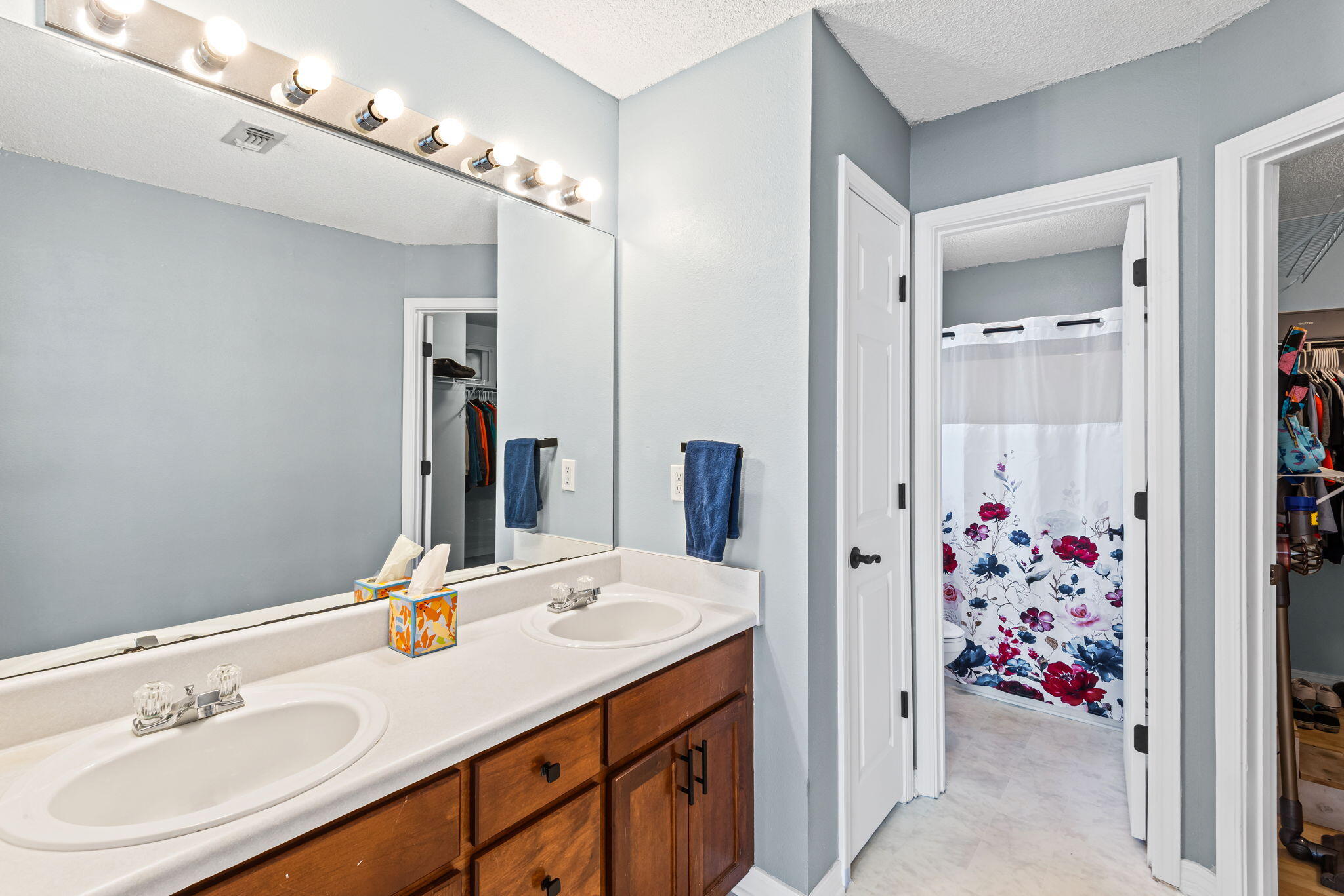 WATERFORD ESTATES S/D - Residential