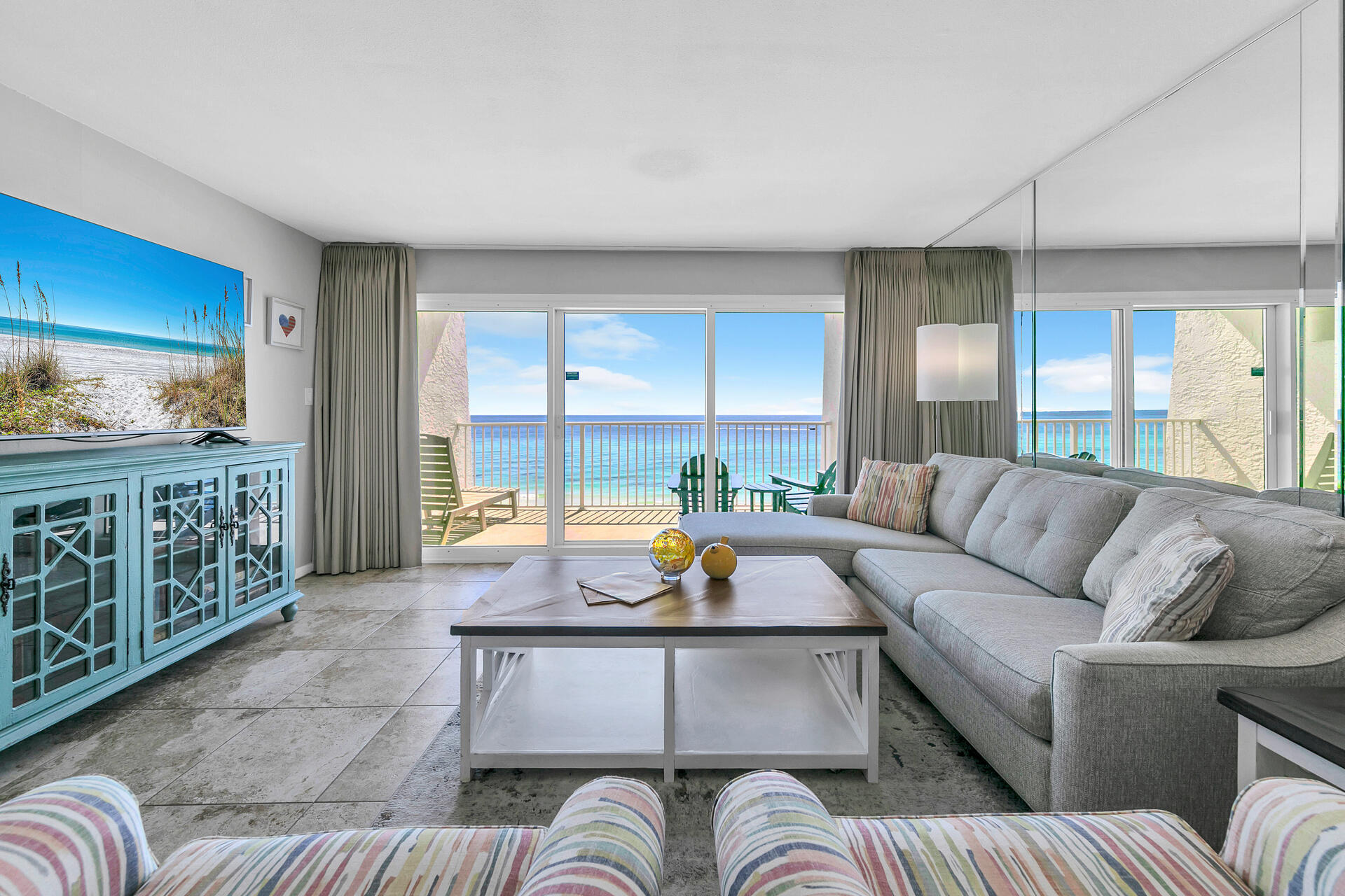 BEACH HOUSE CONDO PH 2 - Residential