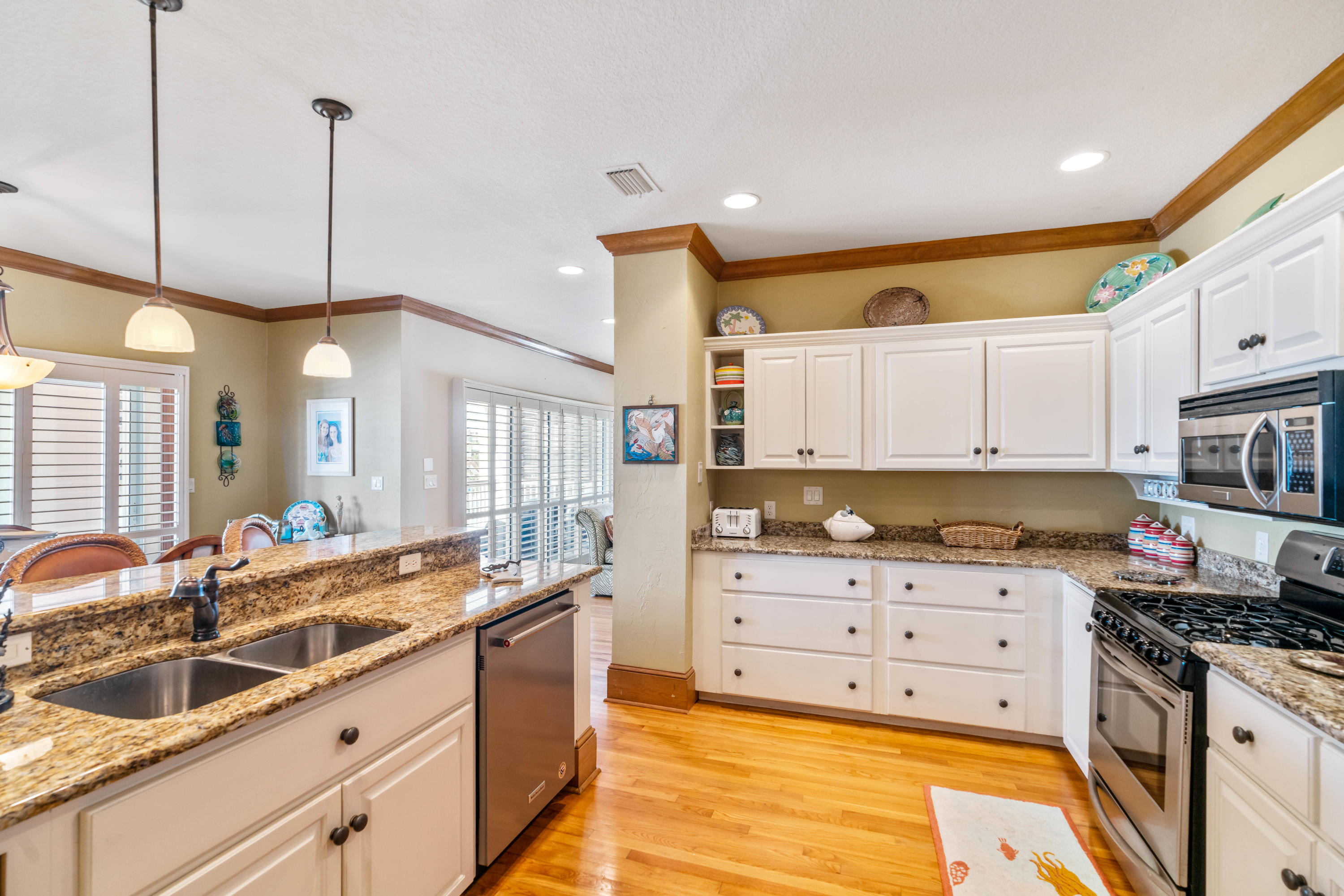 HOLIDAY ISLE - Residential