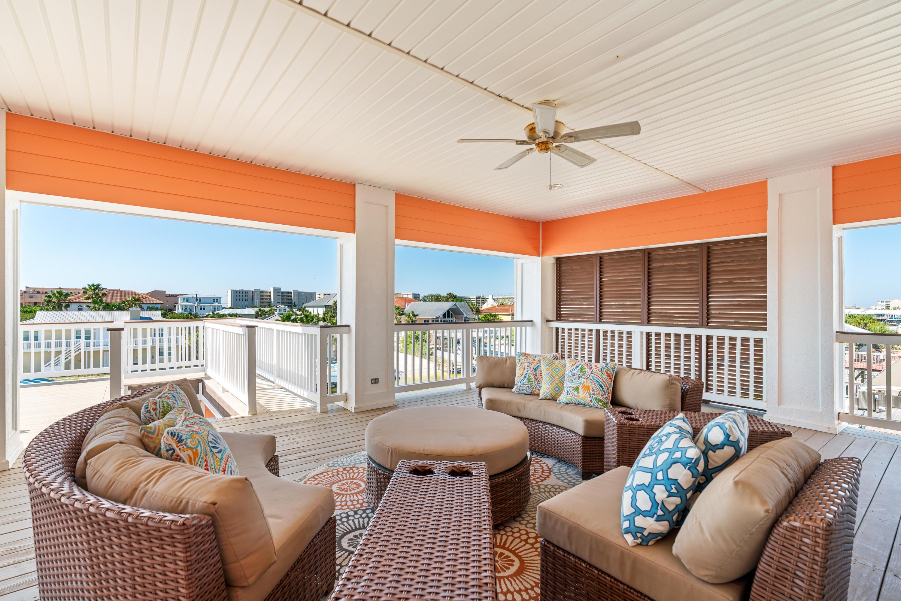 HOLIDAY ISLE - Residential