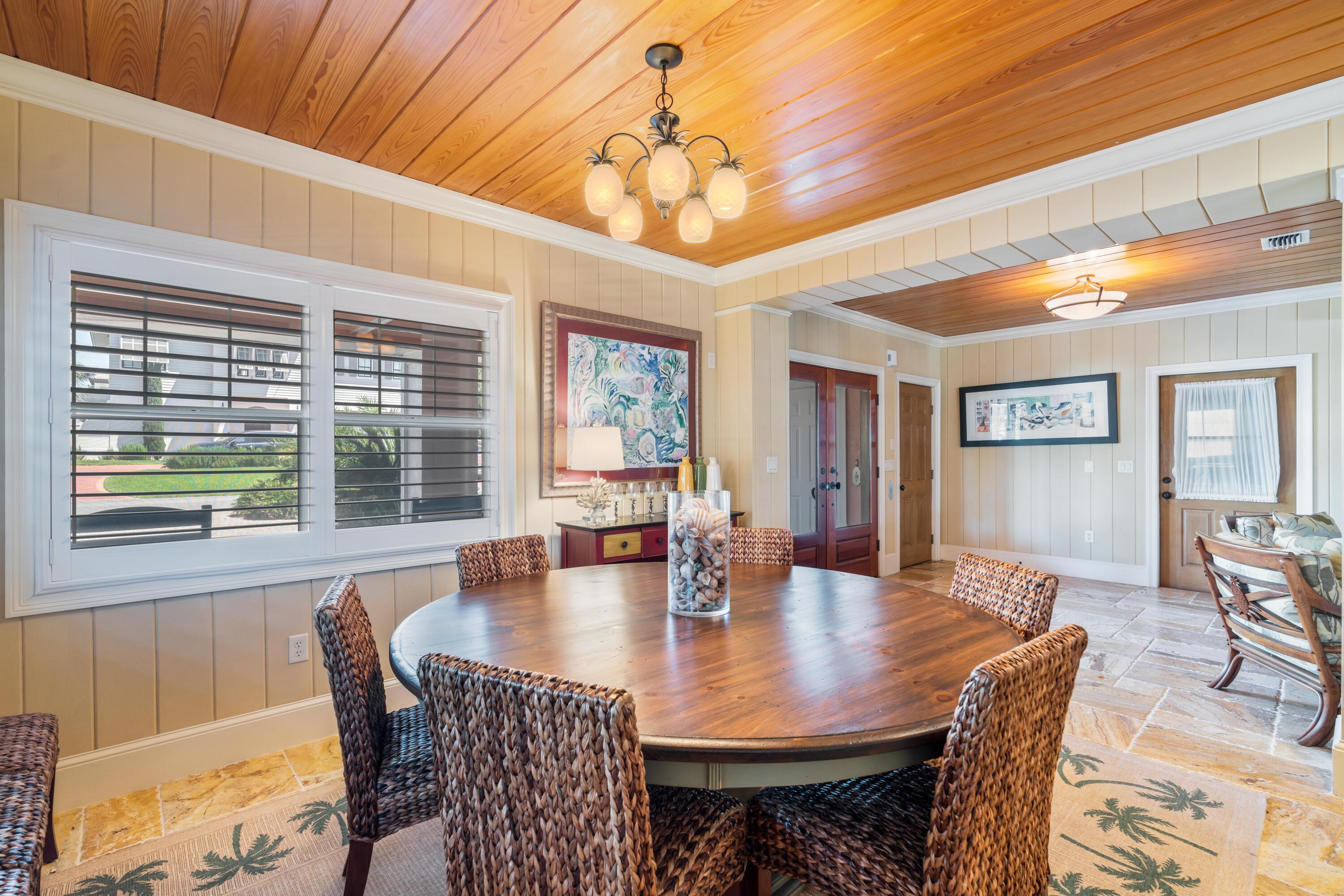 HOLIDAY ISLE - Residential