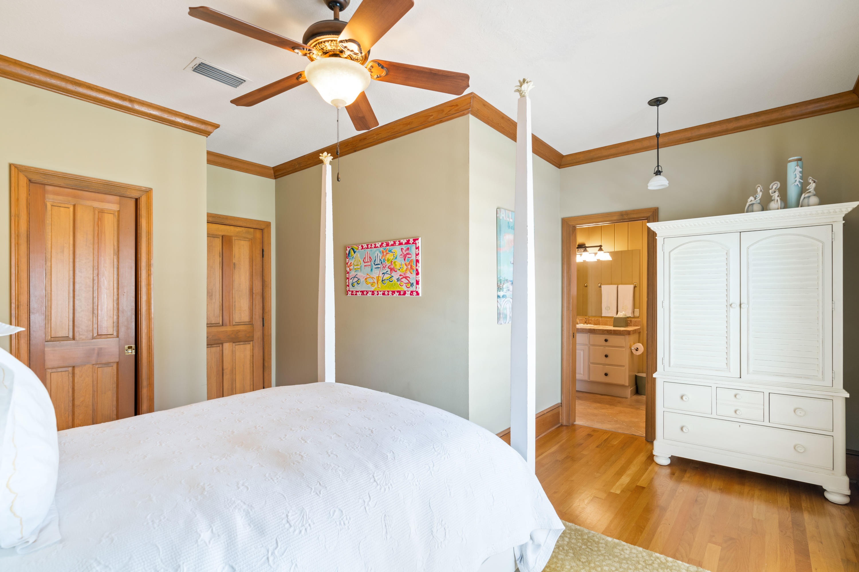 HOLIDAY ISLE - Residential