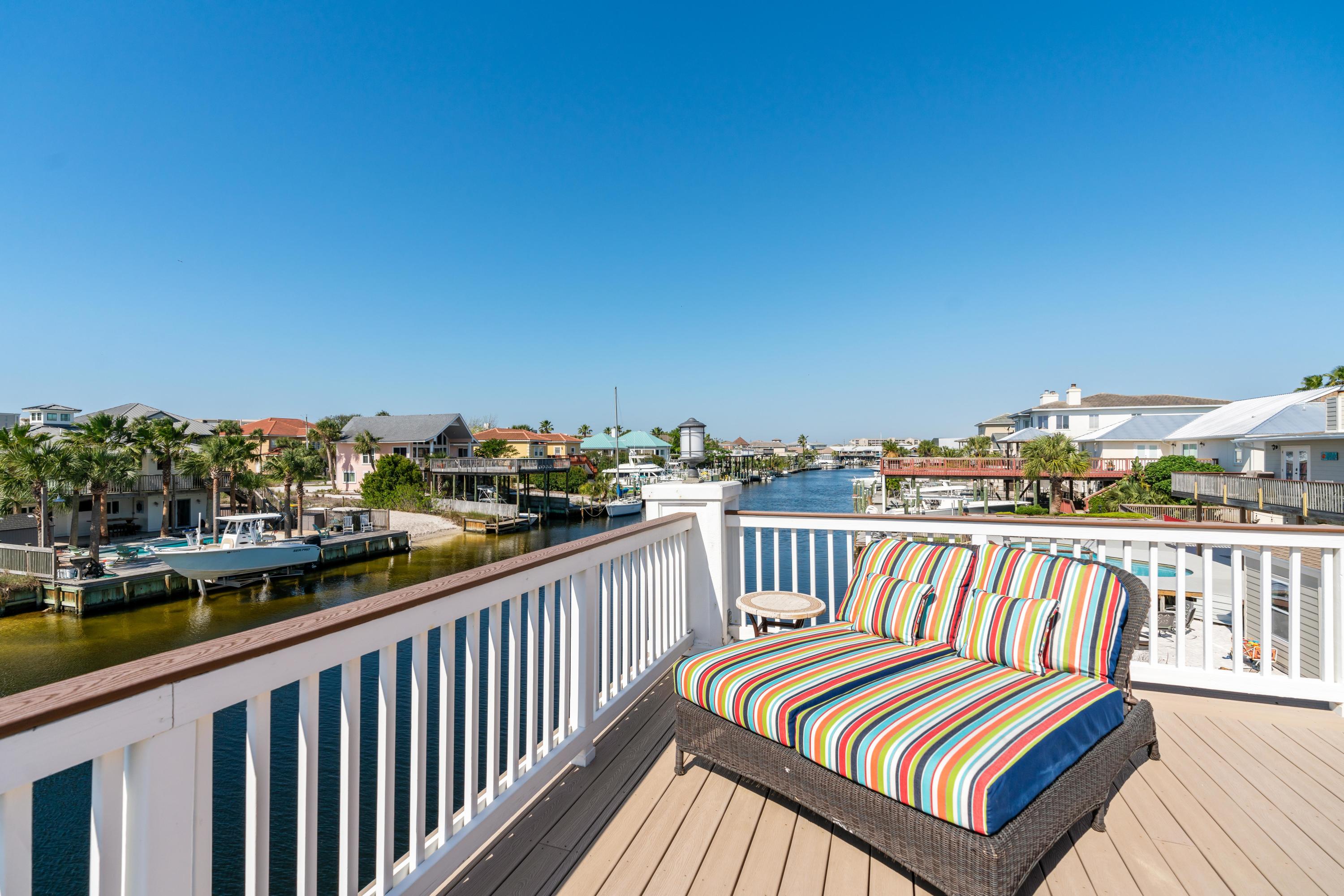 HOLIDAY ISLE - Residential