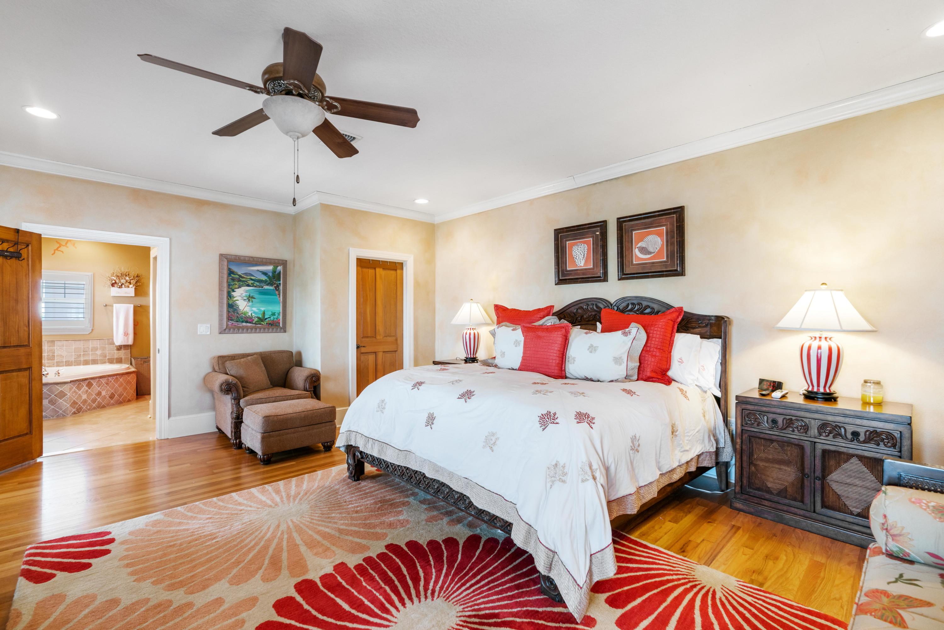 HOLIDAY ISLE - Residential